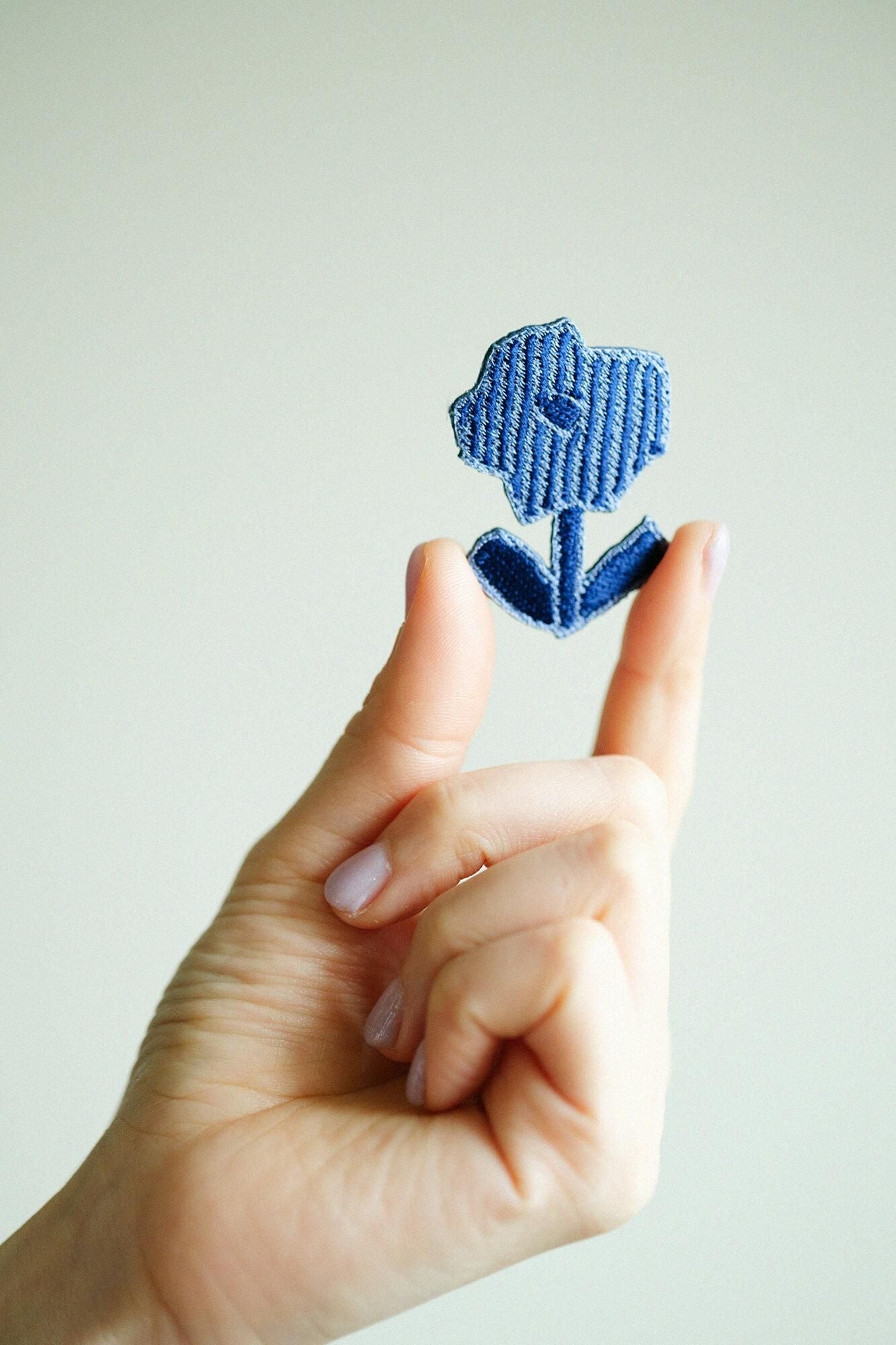 자수 브로치(Shukazari)/Hananae