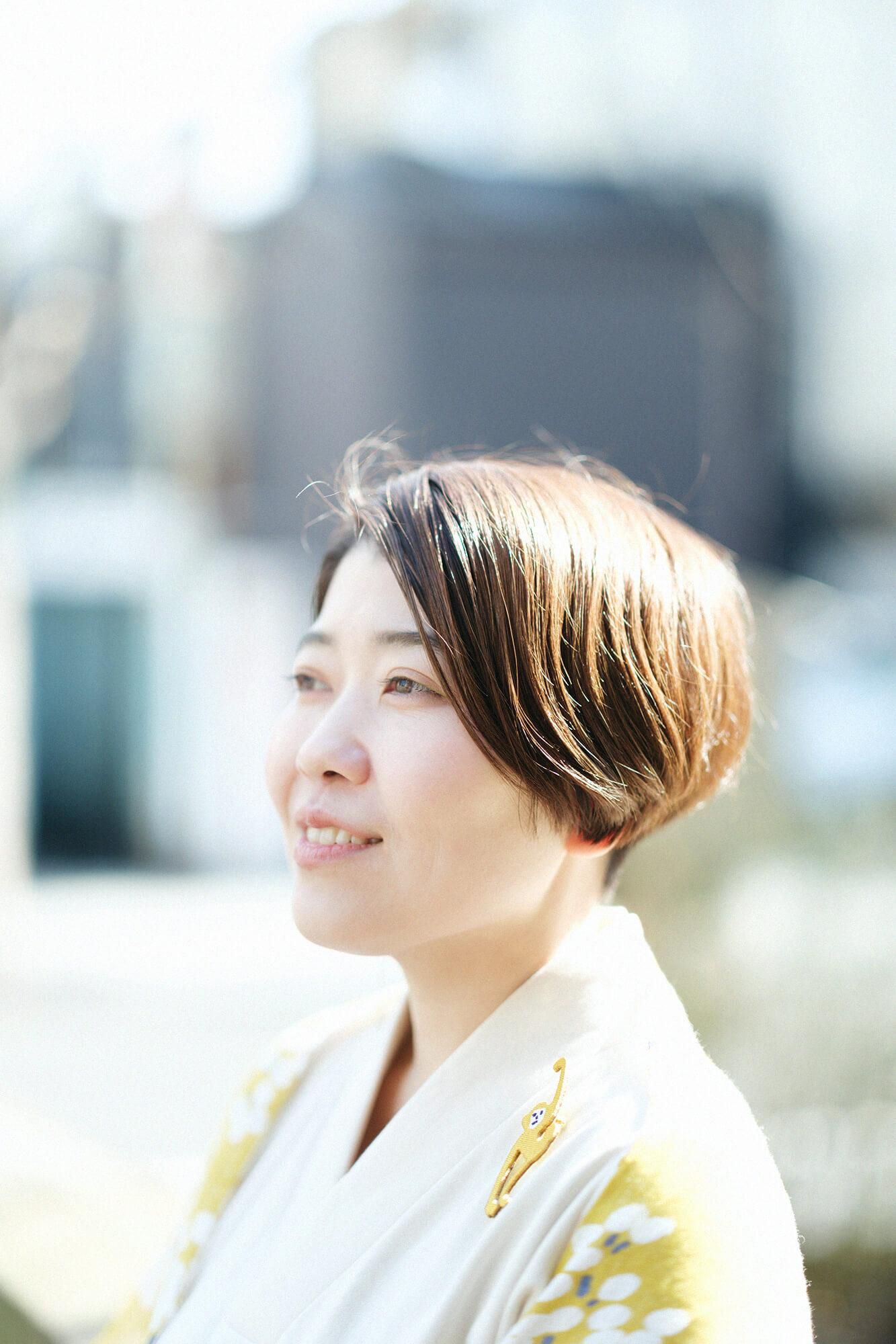 刺繍飾り(ししゅうかざり)/申(さる) 黄金色(こがねいろ)