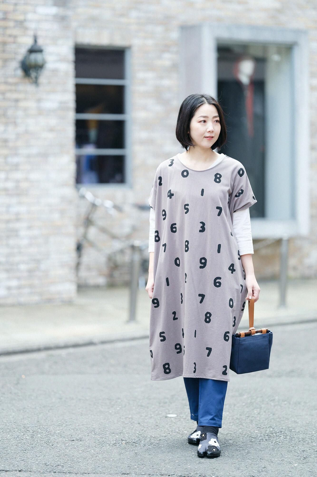 糊状塔比袜/微笑