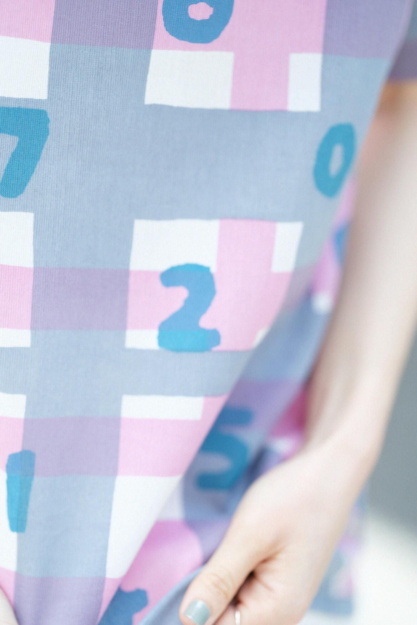 Chizimi Cotton 40/40 Short Sleeve T-shirt / SO-SU-U and Random Lattice Pink