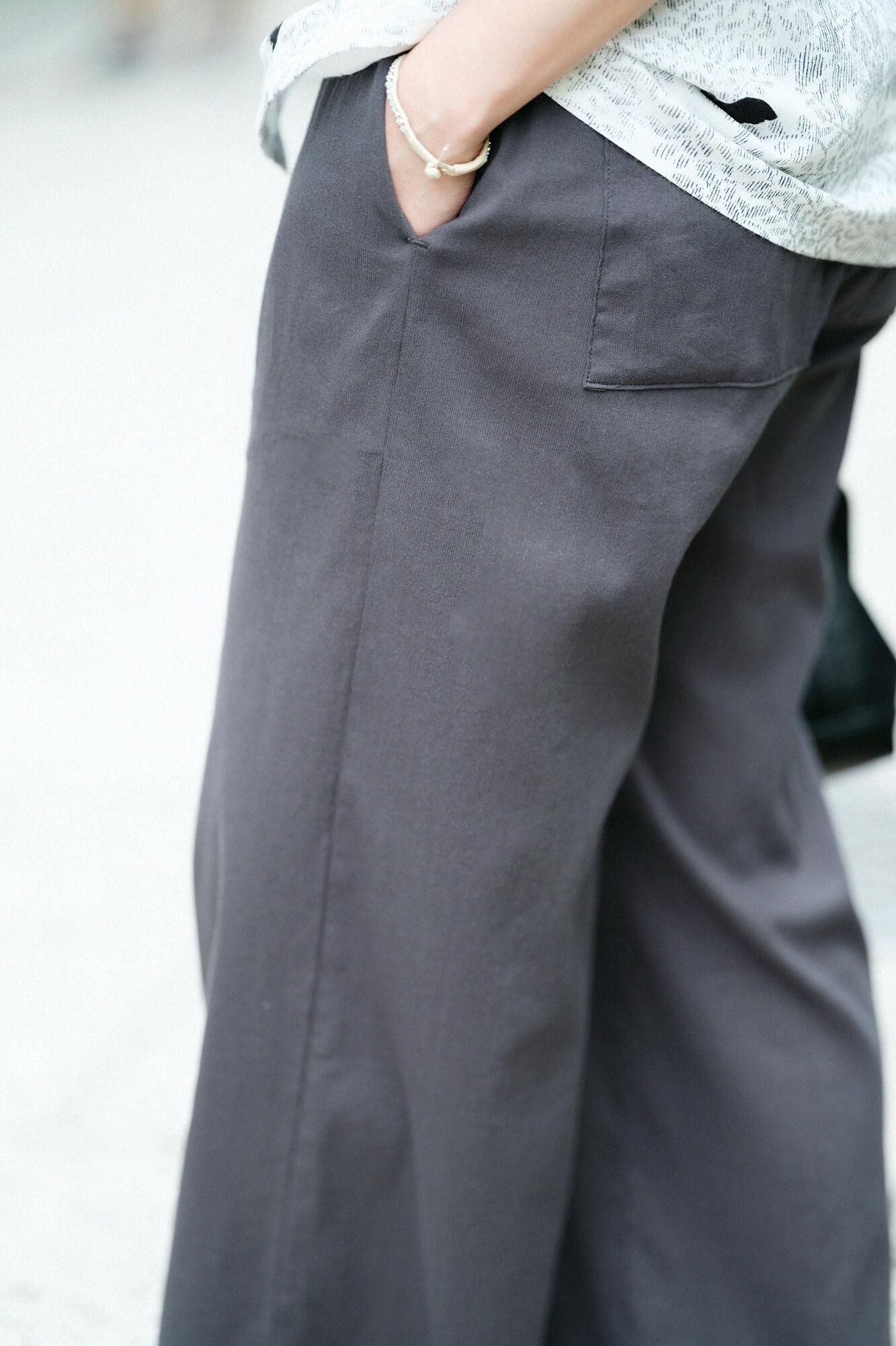Chizimi Cotton 40/40 Wide Pants 2.0 / Dark Lead Color