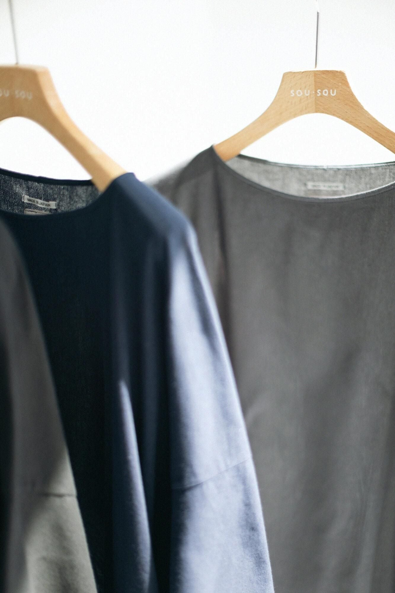 Chizimi Cotton 40/40 Wide Sleeve Boat Neck Tunic / Dark Lead Color