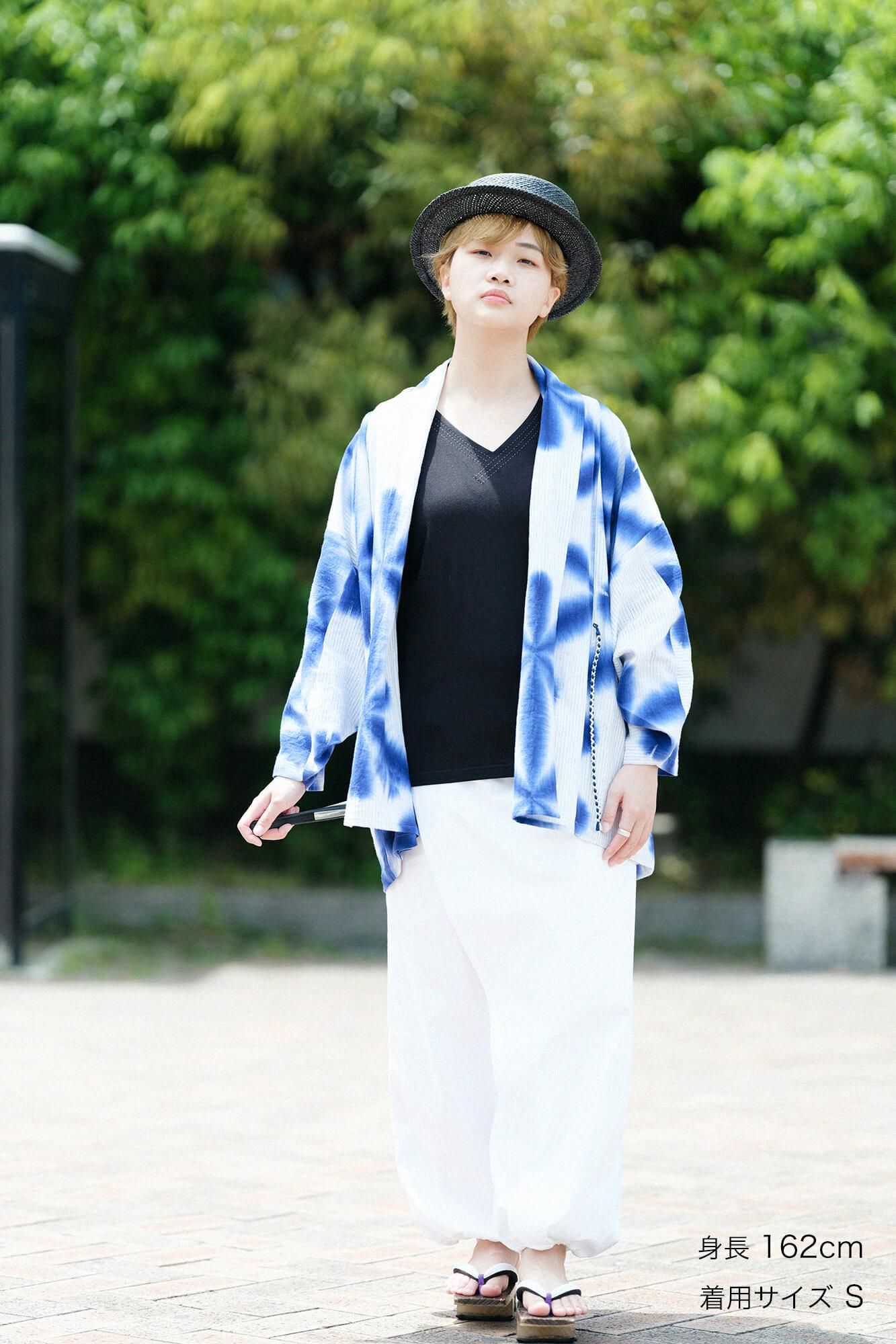 Hirondelle, coton et lin, manches mojiri, vêtements courts, fleur simple / neige, bleu foncé