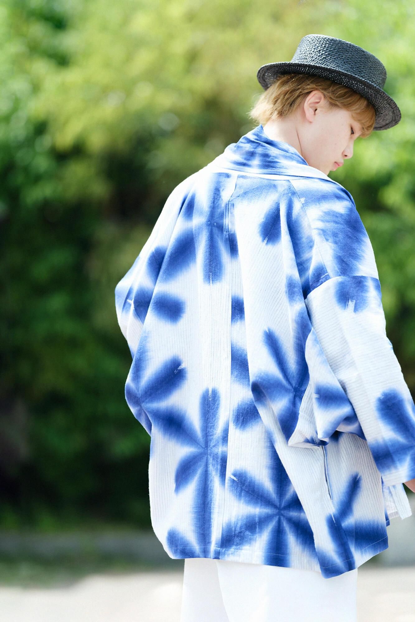 Hirondelle, coton et lin, manches mojiri, vêtements courts, fleur simple / neige, bleu foncé