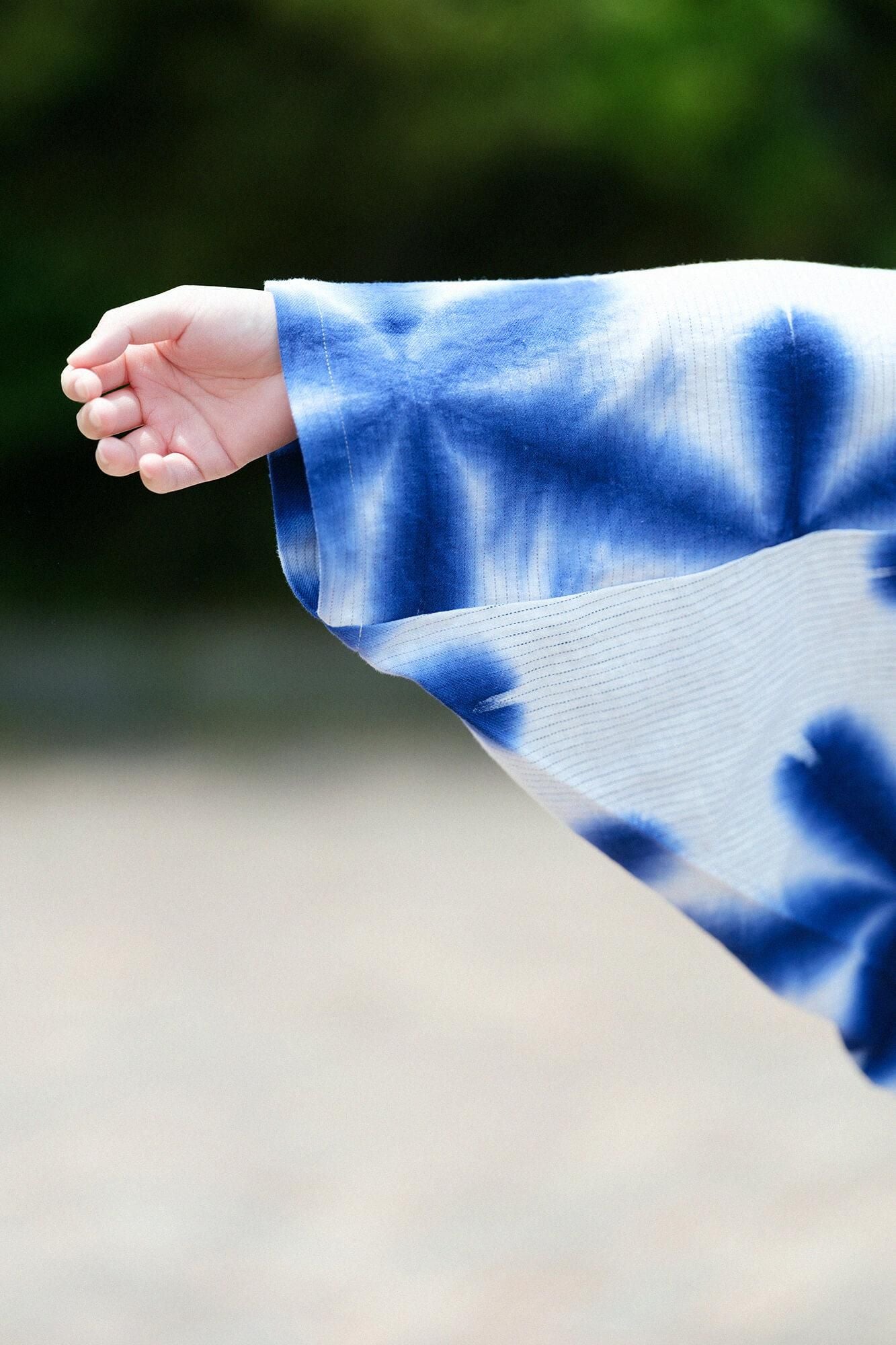 Hirondelle, coton et lin, manches mojiri, vêtements courts, fleur simple / neige, bleu foncé