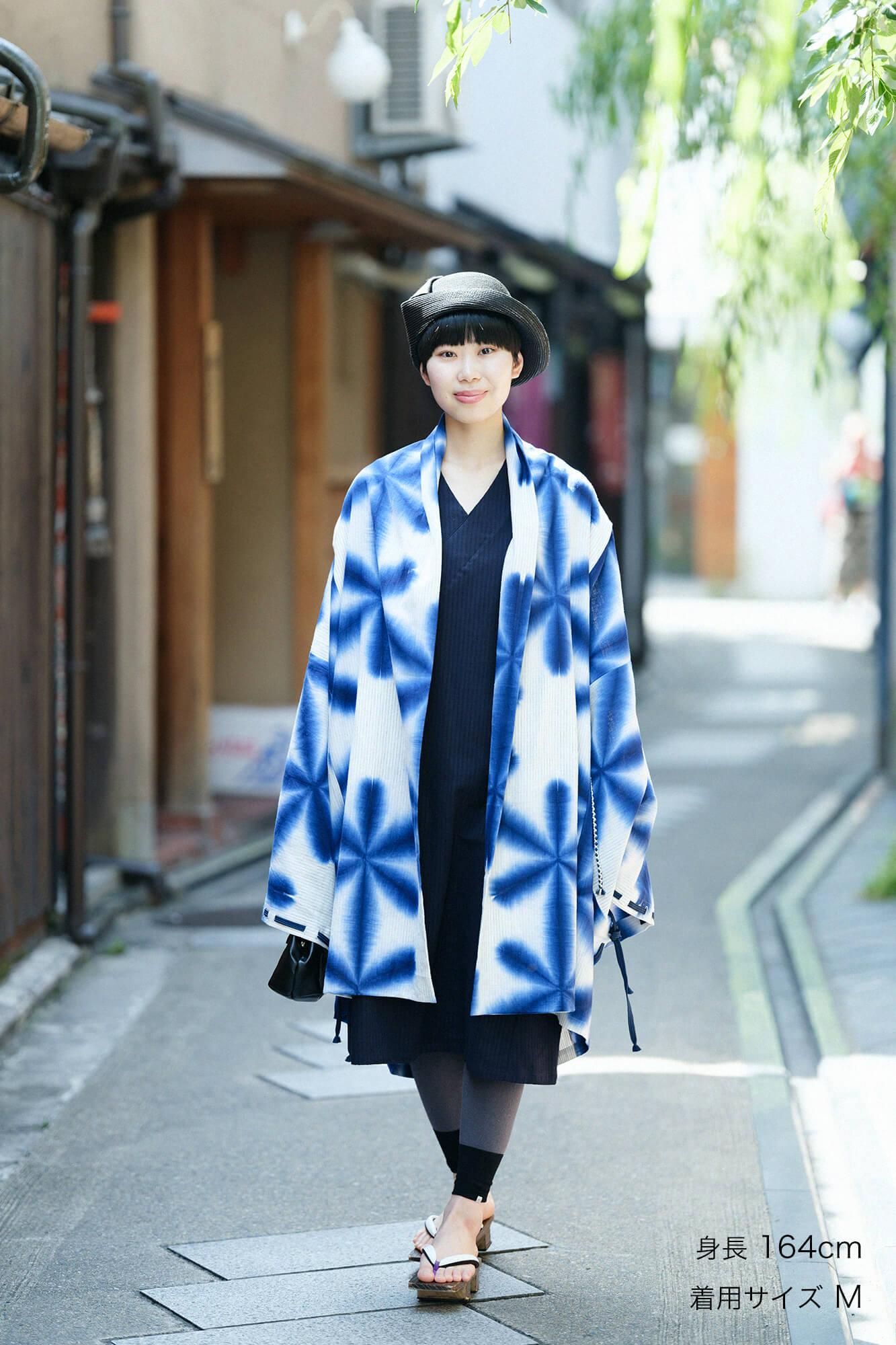 たばた絞り 綿麻 宮中袖(きゅうちゅうそで) 間(けん)単(ひとえ)/雪花(せっか) 濃紺(のうこん)