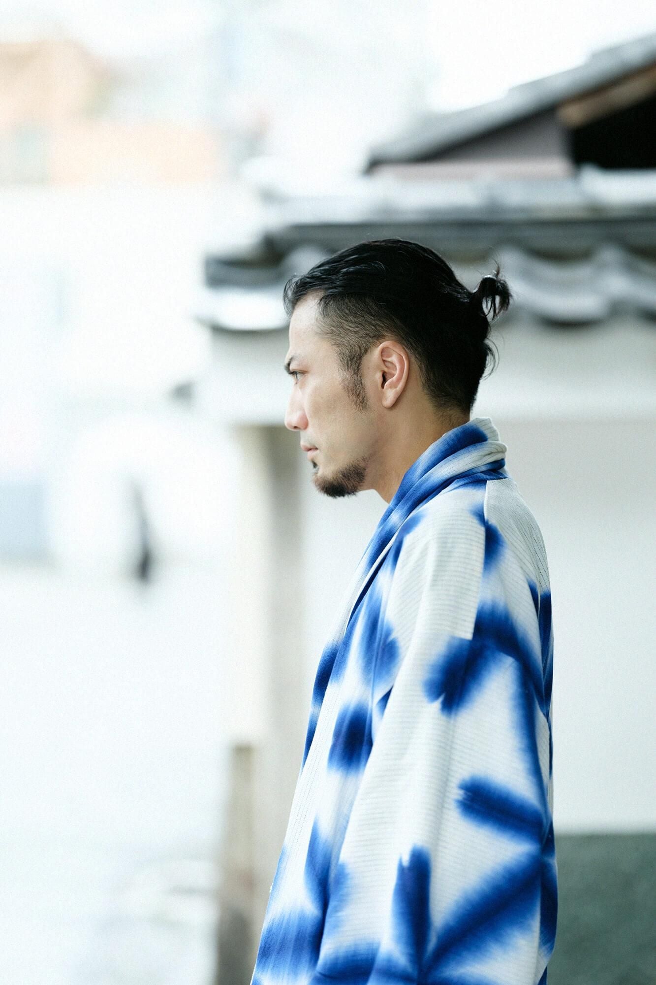 たばた絞り 綿麻 宮中袖(きゅうちゅうそで) 間(けん)単(ひとえ)/雪花(せっか) 濃紺(のうこん)