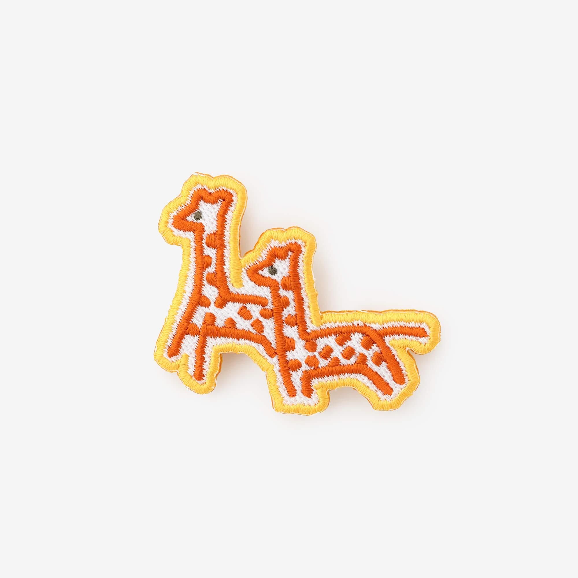 Embroidery Brooch / Giraffe