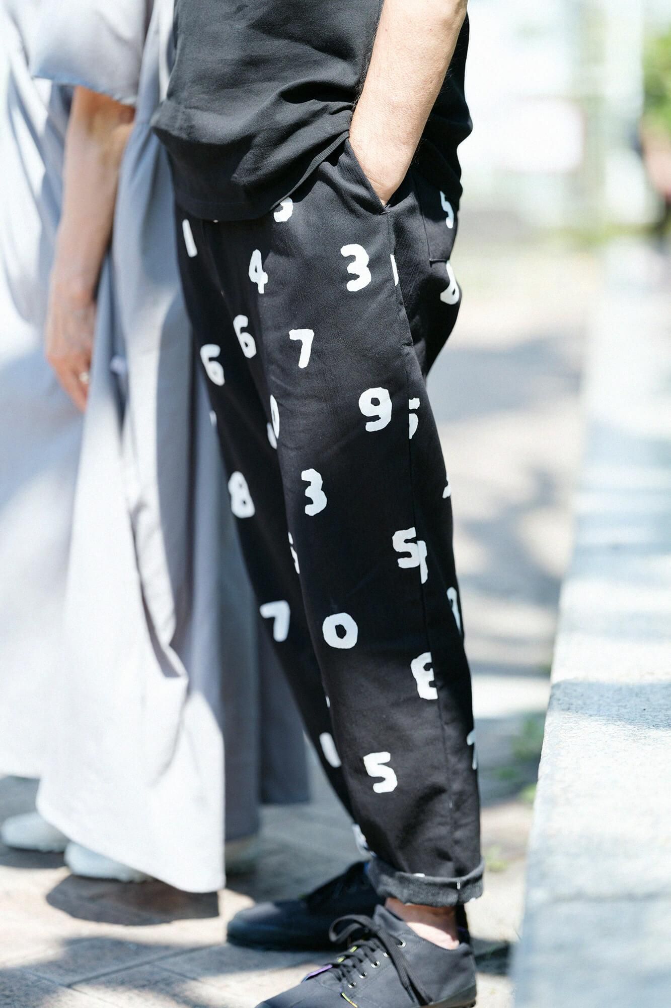 【官網限定】高島縮棉 20/20休閒窄管長褲/ SO-SU-U十數黑色