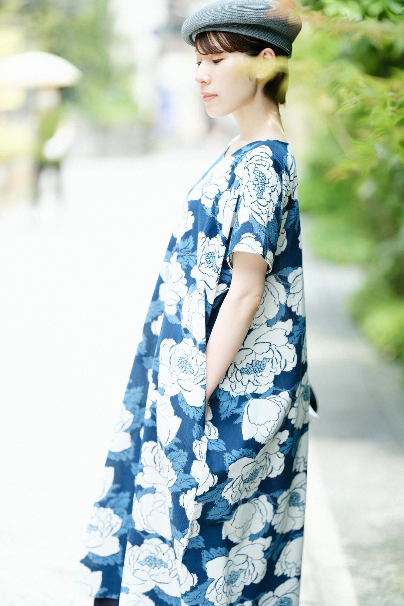 高島縮棉 20/20藍捺染長方形洋裝/牡丹華