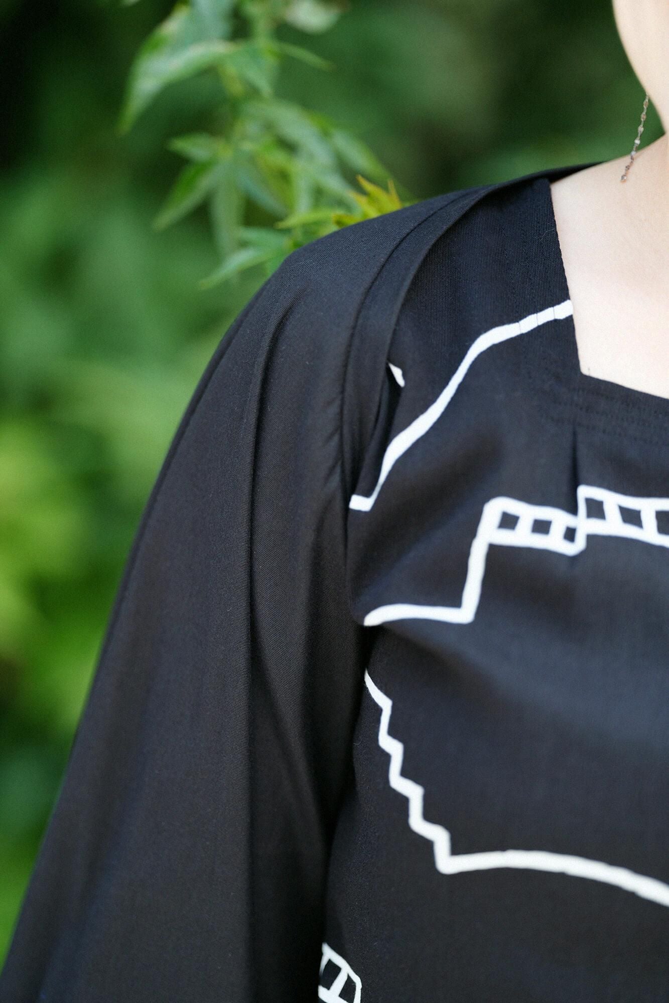 【net limited】Chizimi Cotton 40/40 Square Neck Shirt Elbow Length Sleeve/Chari Black