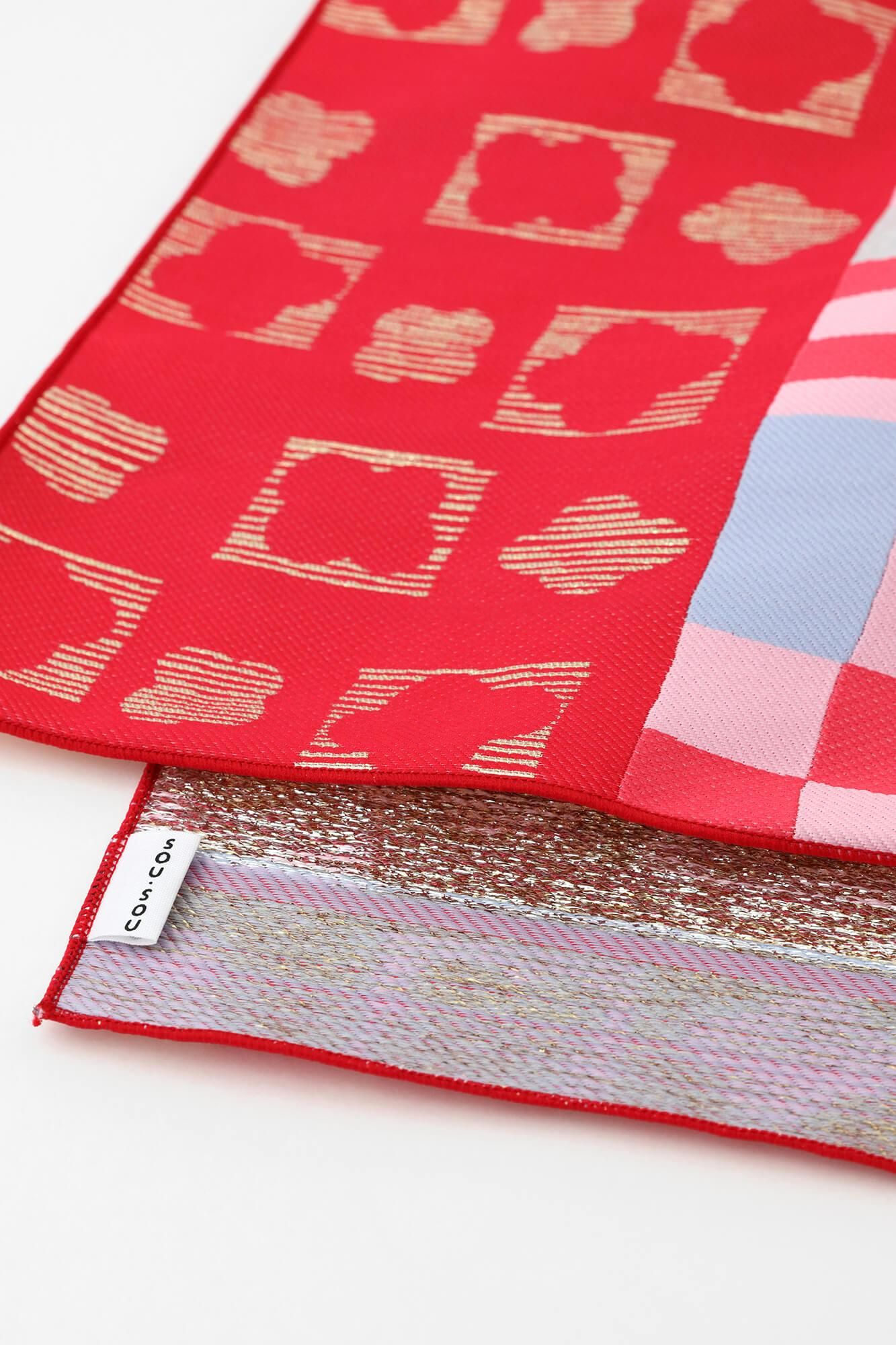 ● Hekoobi/Yuuenchi 딸기