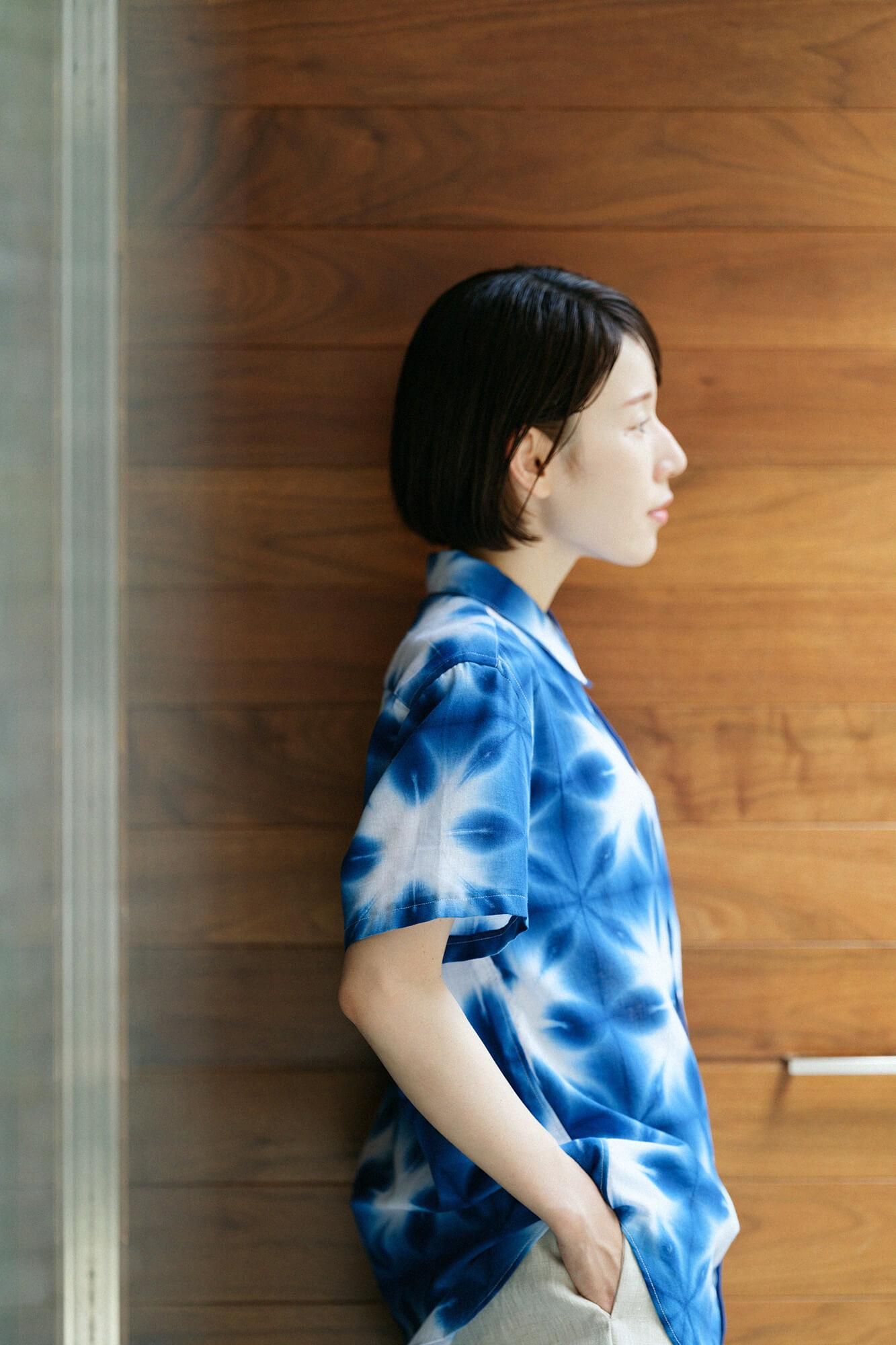 【net limited】Isemomen Cotton Arimatsu Narumi Tie-dye Short Sleeve Shirt / Harisho Snowflakes 2