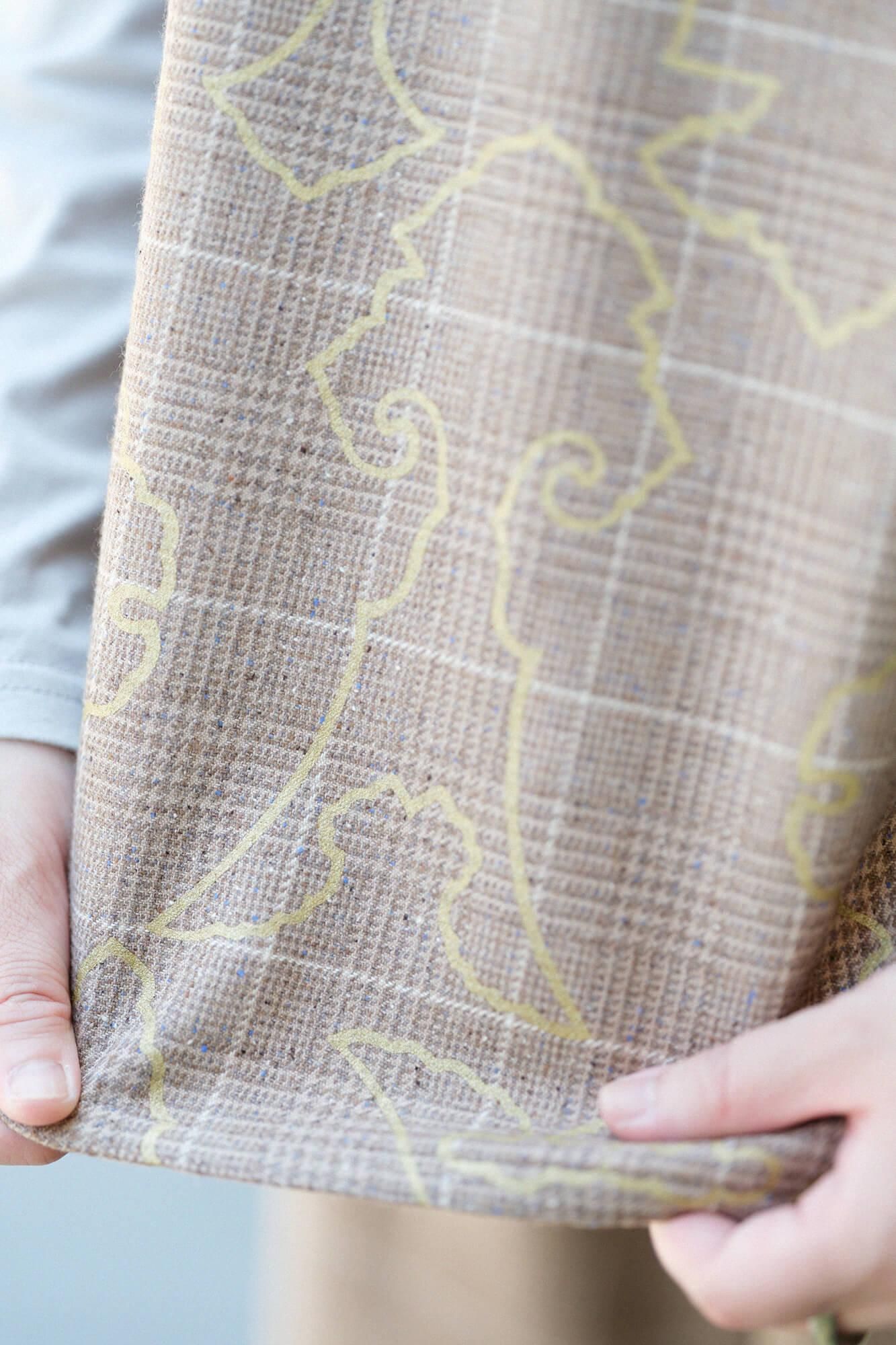 【官網限定】千鳥格紋織方形上衣/裝飾金具柴染色