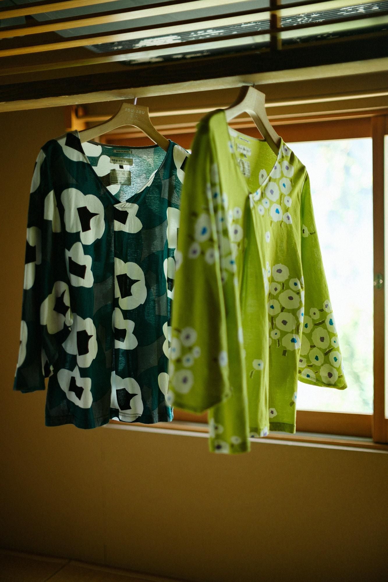 圓弧袖褶領上衣/夢