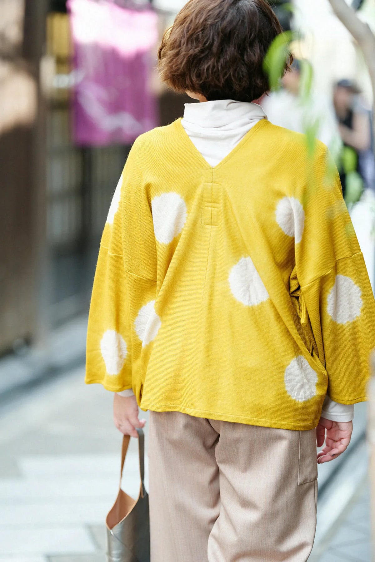 【net限定】近清絞り 梳毛(そもう) はつき/水玉大(みずたまだい) 芥子色(からしいろ)×灰白色(かいはくしょく)