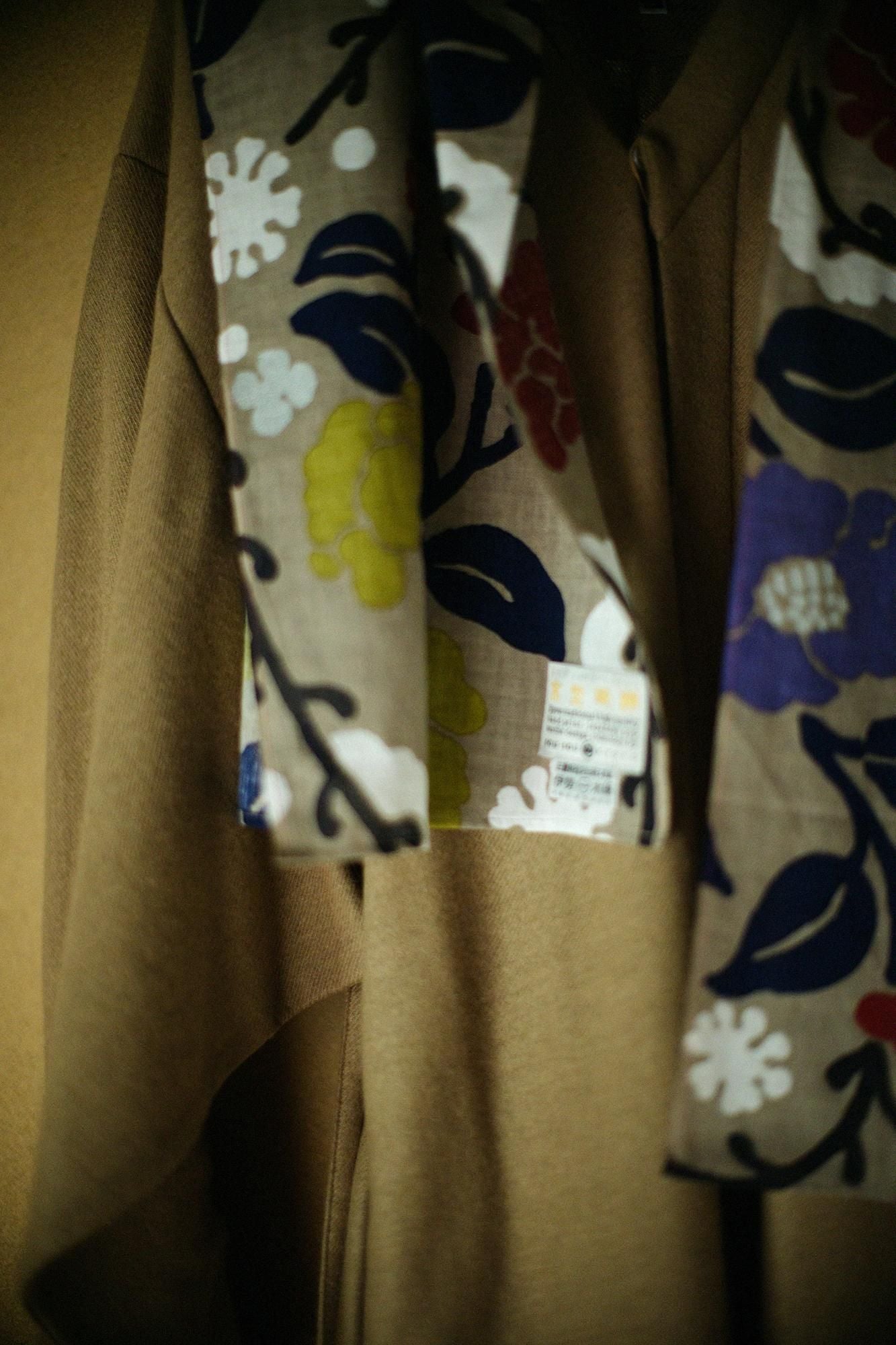 Isemomen Cotton Scarf / Camellia in Snow