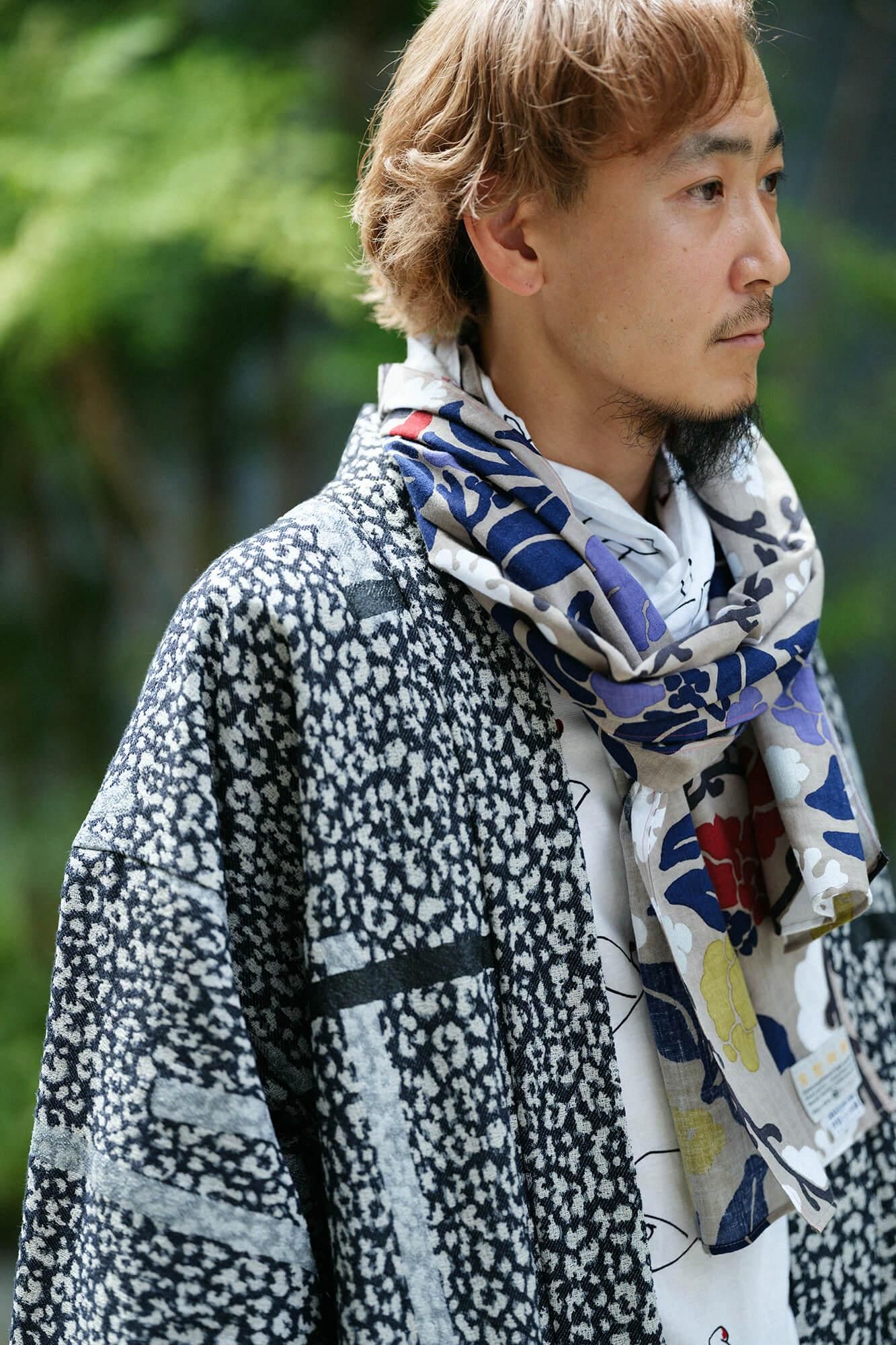 Isemomen Cotton Scarf / Camellia in Snow