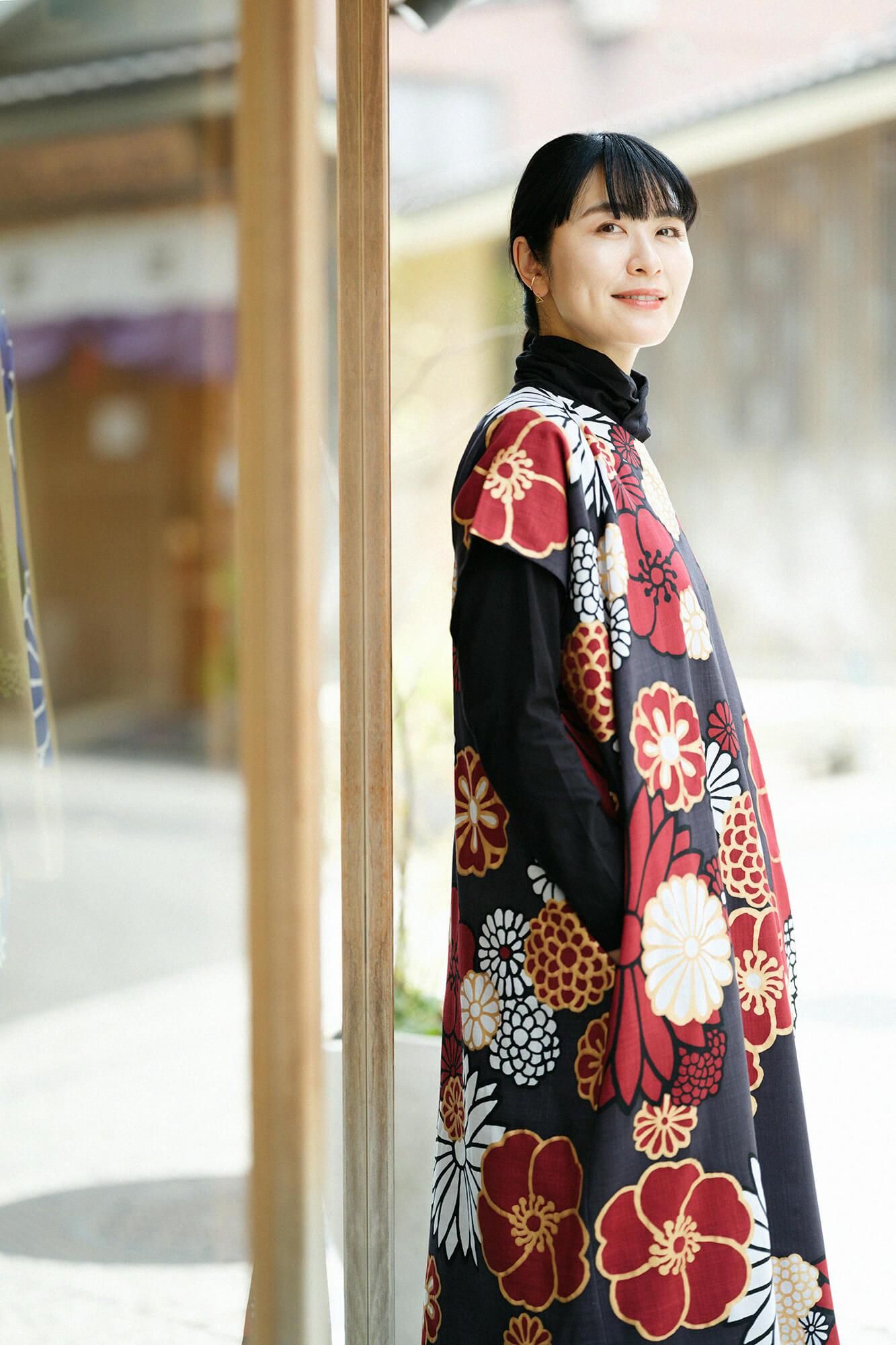 Muslin Wool Rectangular Dress / Gold Damask