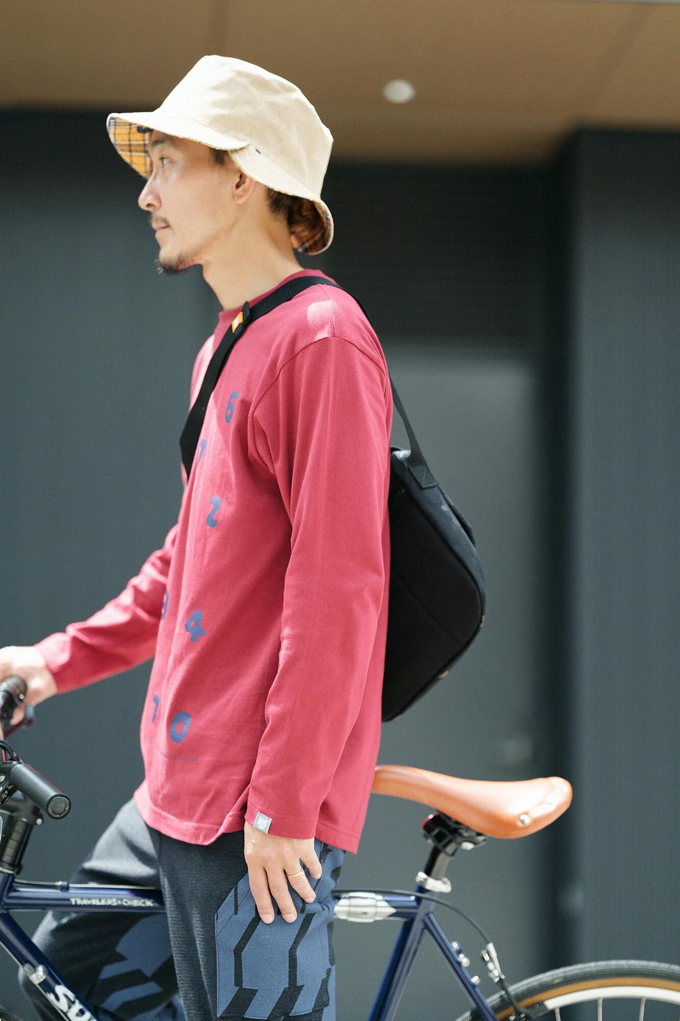 Chapeau de vélo réversible / chèque jaune x so-su-u