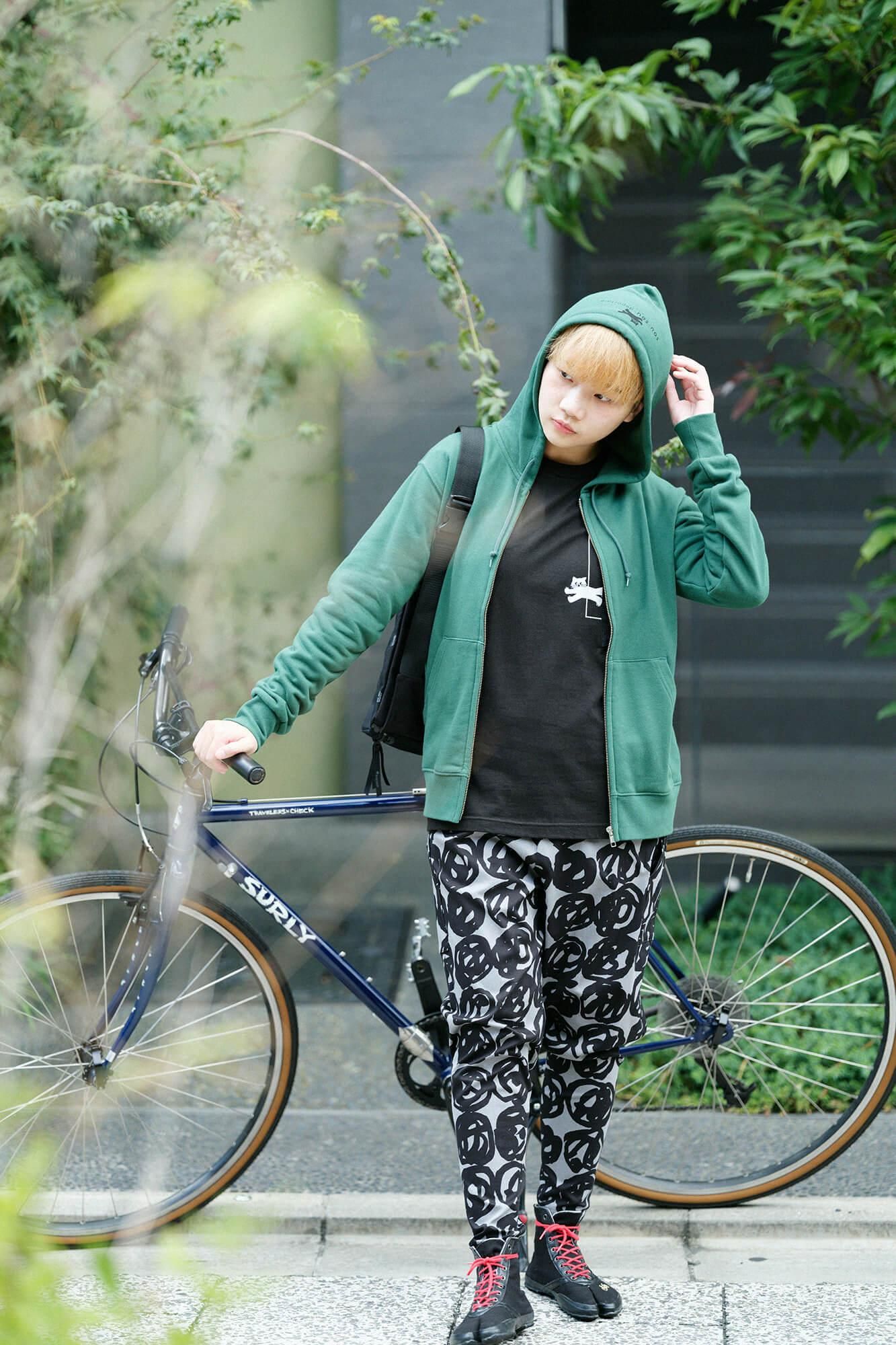 Long-sleeved escape Pocket T-shirt / Black