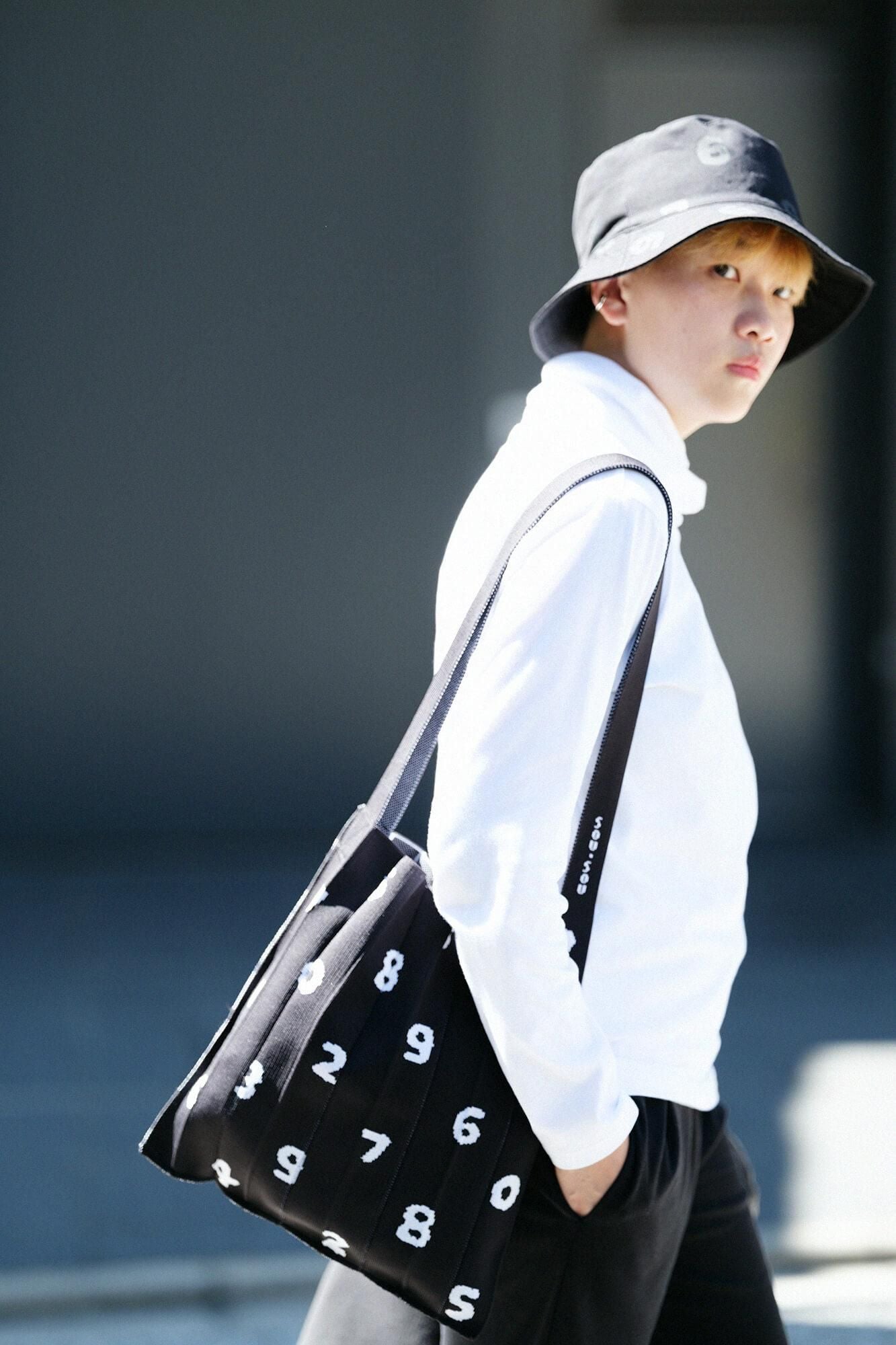 트위스트터틀 l/s/ 흰색