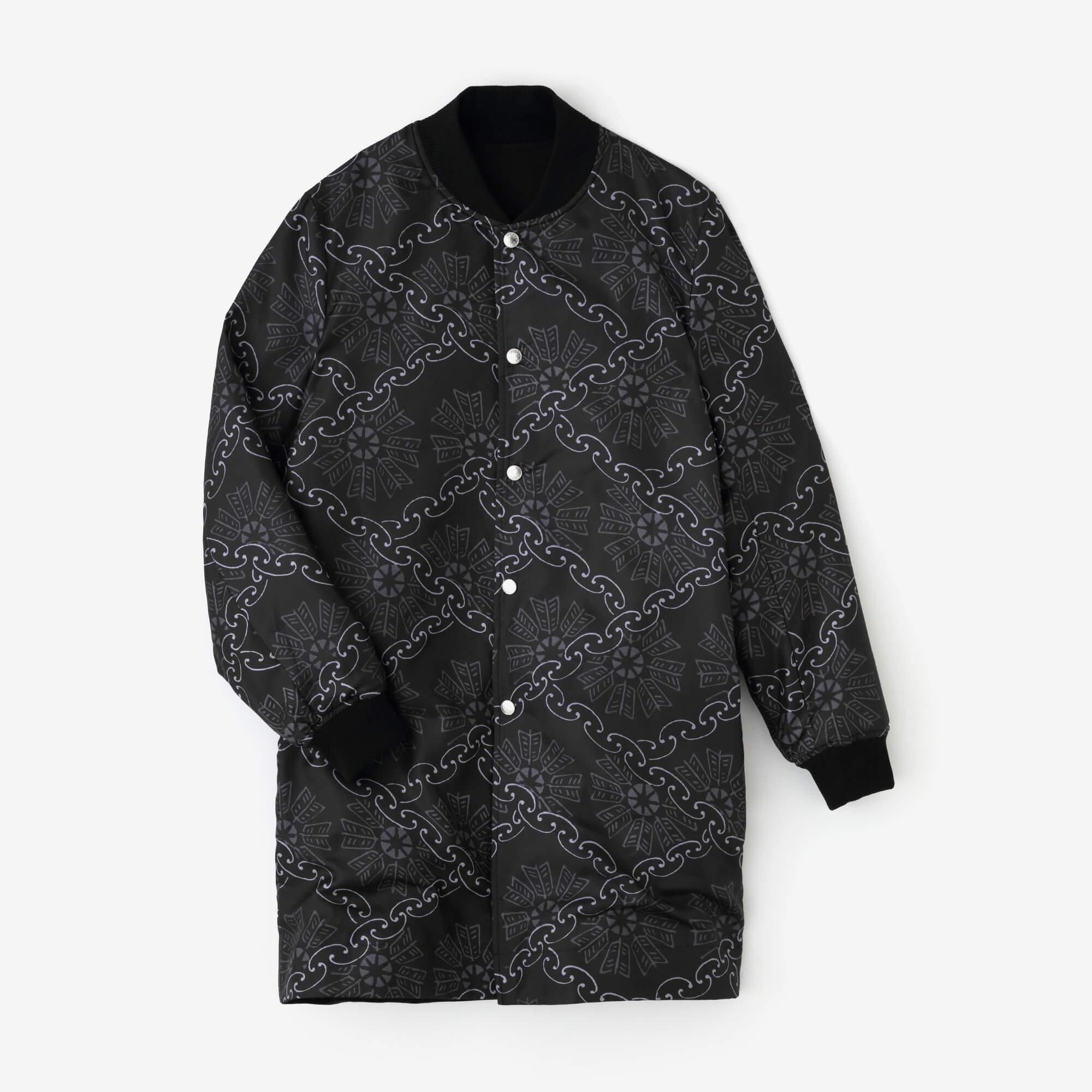 【net限定】リバーシブルブルゾン/濡羽色(ぬればいろ)×環繋ぎ矢車文(かんつなぎやぐるまもん) 写し(うつし)