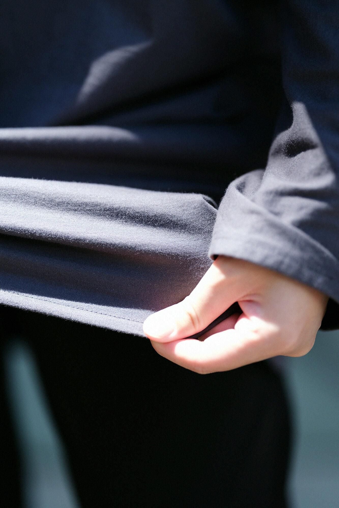 超長棉 船領L/S 長版上衣/墨色