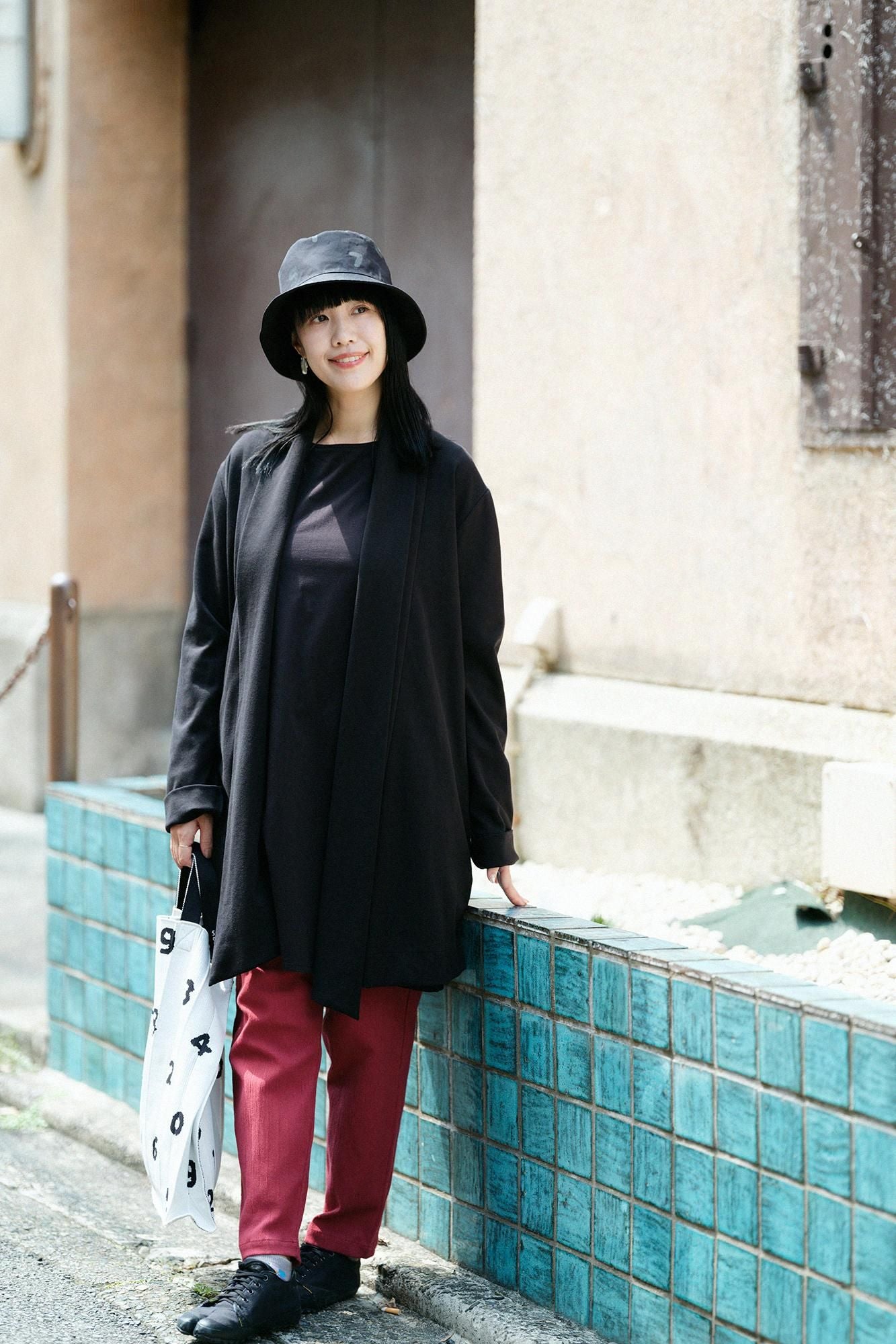 Extra lange L/S-Tunika aus Baumwolle mit U-Boot-Ausschnitt/Nassfarbe