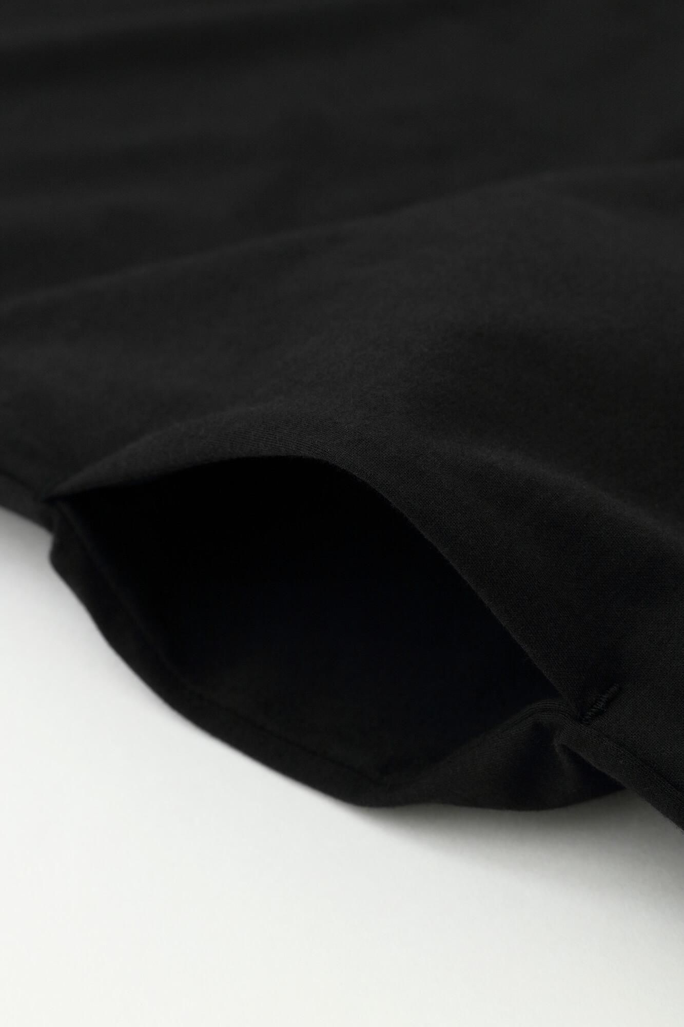 Extra lange L/S-Tunika aus Baumwolle mit U-Boot-Ausschnitt/Nassfarbe