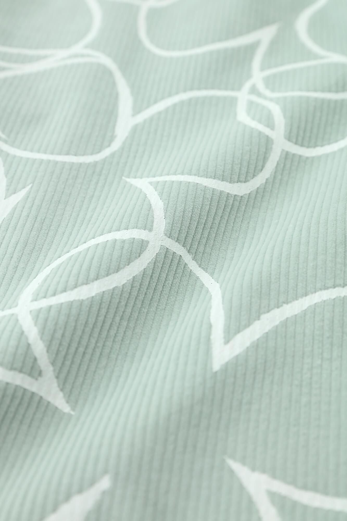 ●燈芯絨 圓弧袖貫頭衣/四葉草 淺綠色