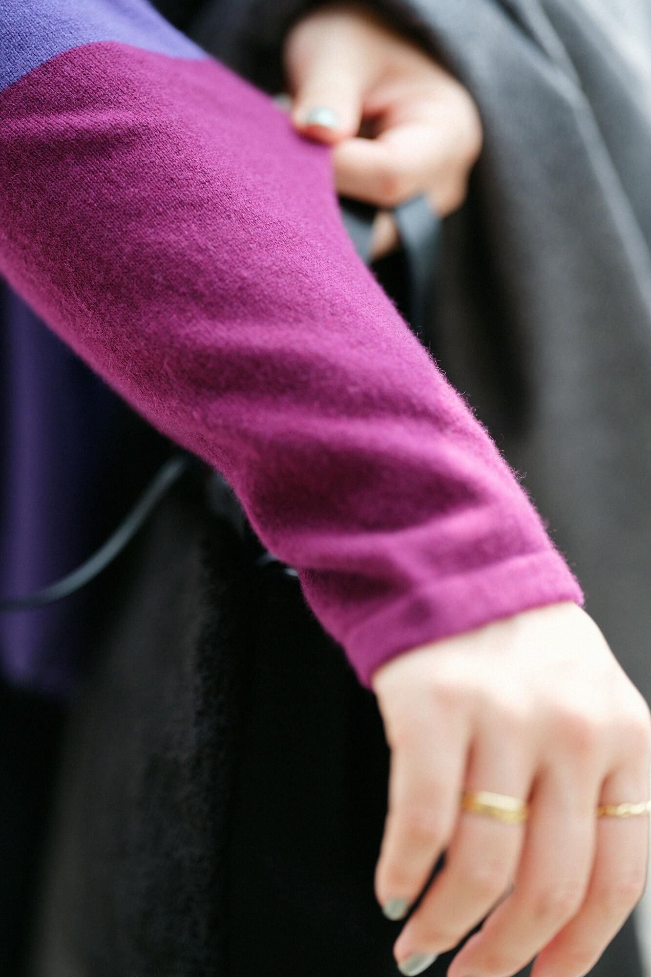 SOU・SOU×ALPHA Cashmere Bi-color Sleeve Kimono Sweater / Purple Body