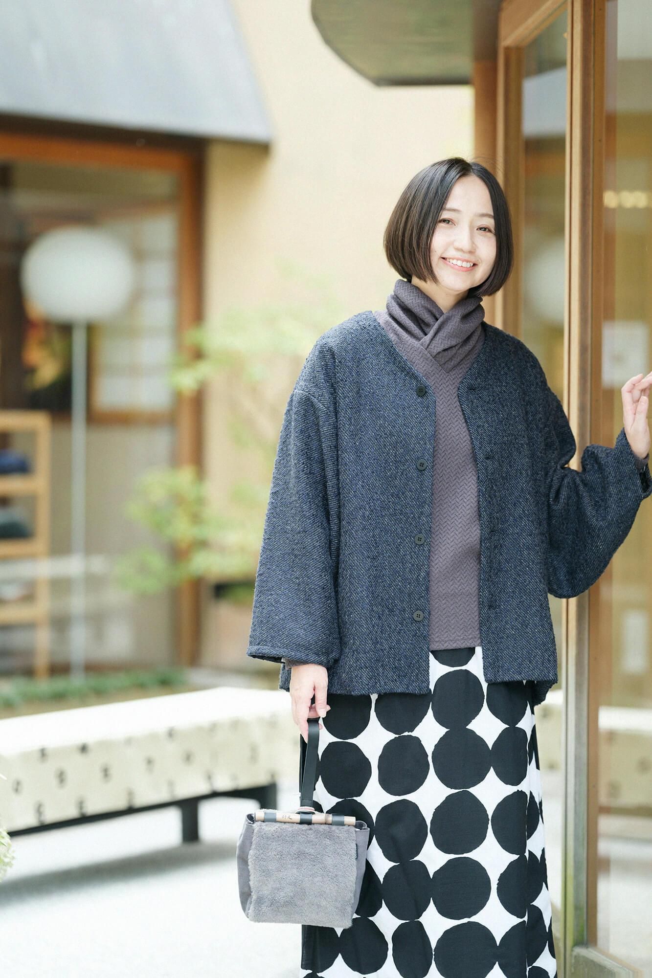 【官網限定】人字形斜紋織高領上衣/濃灰