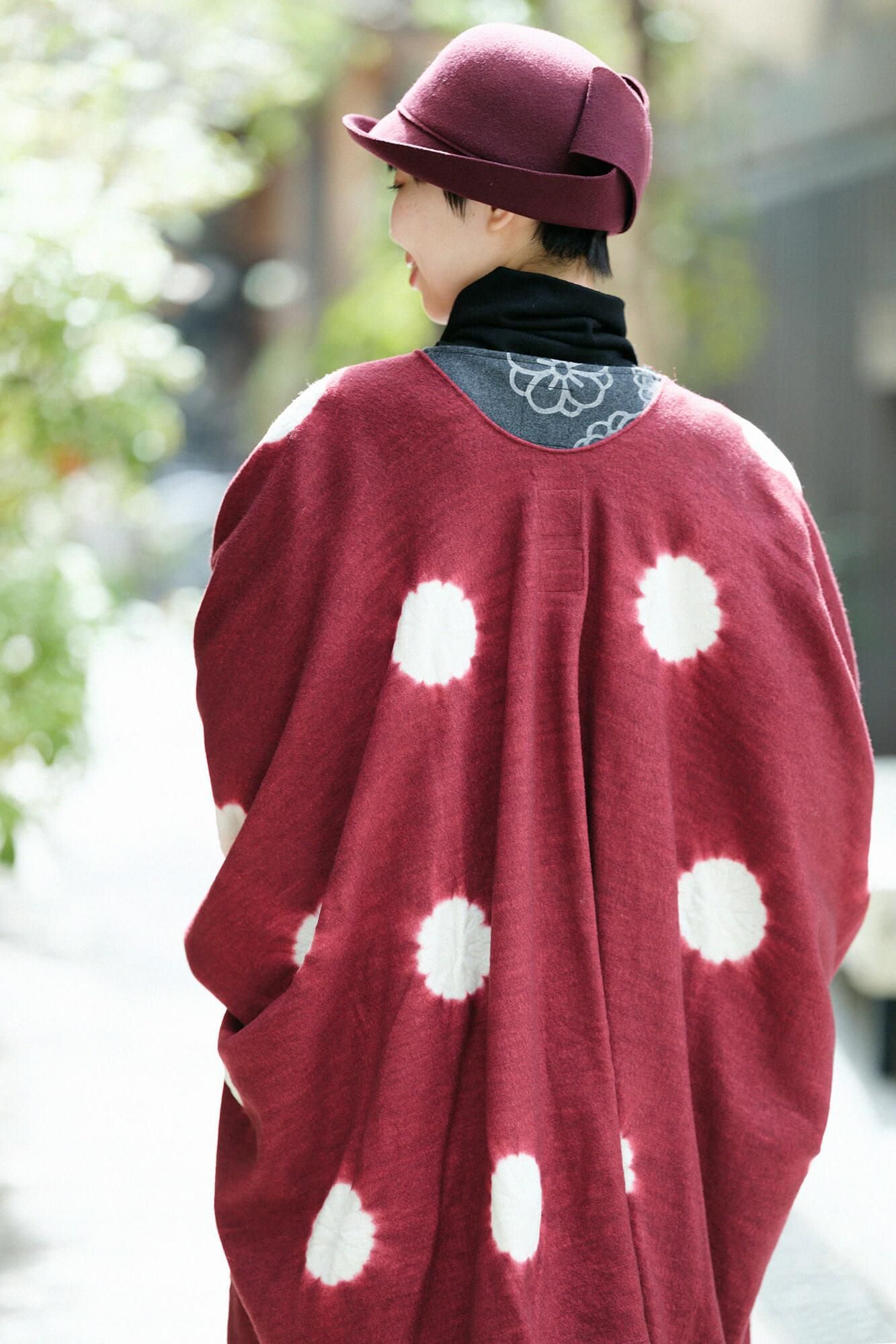 【net限定】近清絞り 梳毛(そもう) 強圧縮天竺(きょうあっしゅくてんじく) きさらぎ/水玉大(みずたまだい) 臙脂色(えんじいろ)×鳥の子色(とりのこいろ)