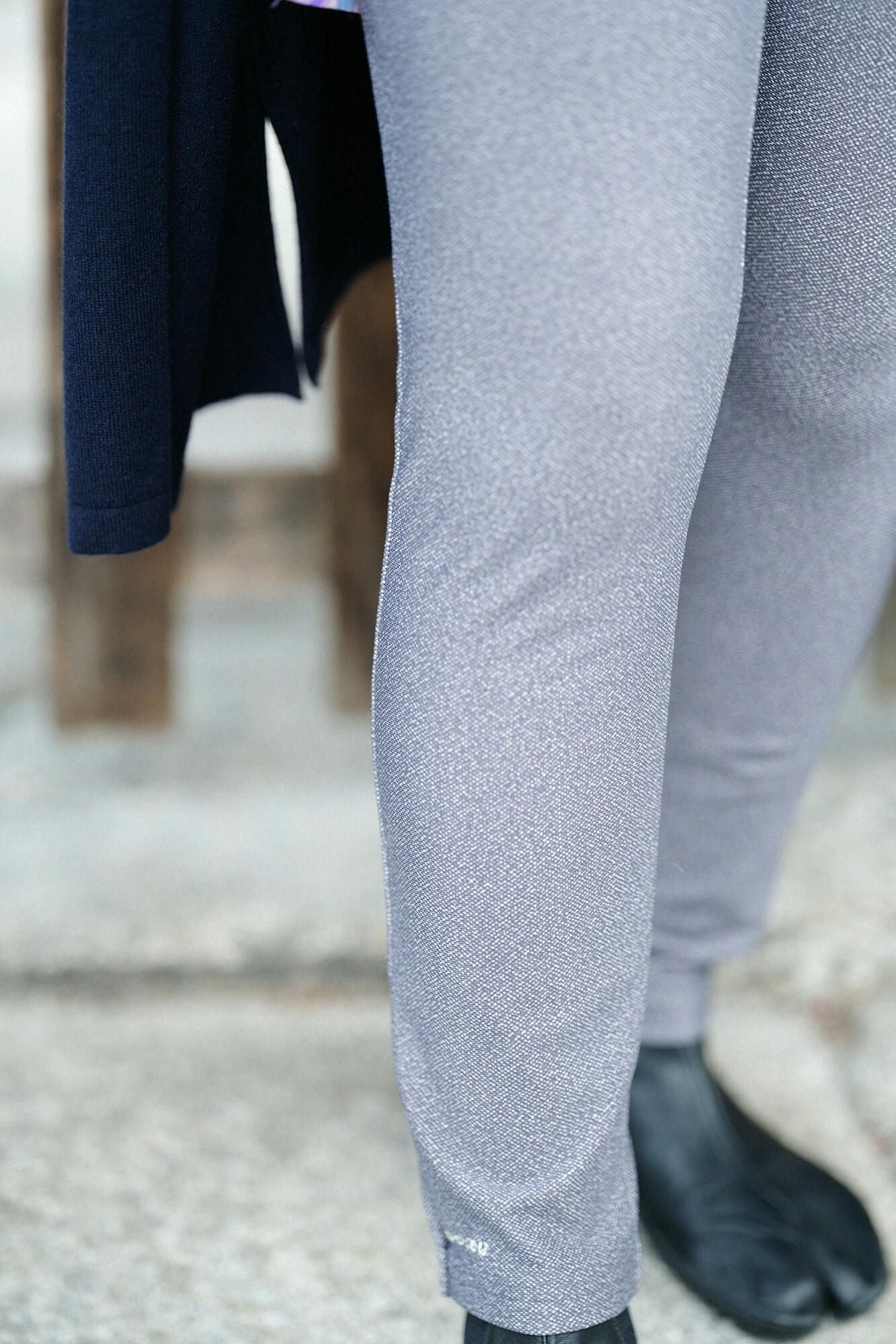 【net限定】ヒートパフォーマ(R) 細形(ほそなり)えんゆう穿き/鉛色(なまりいろ)