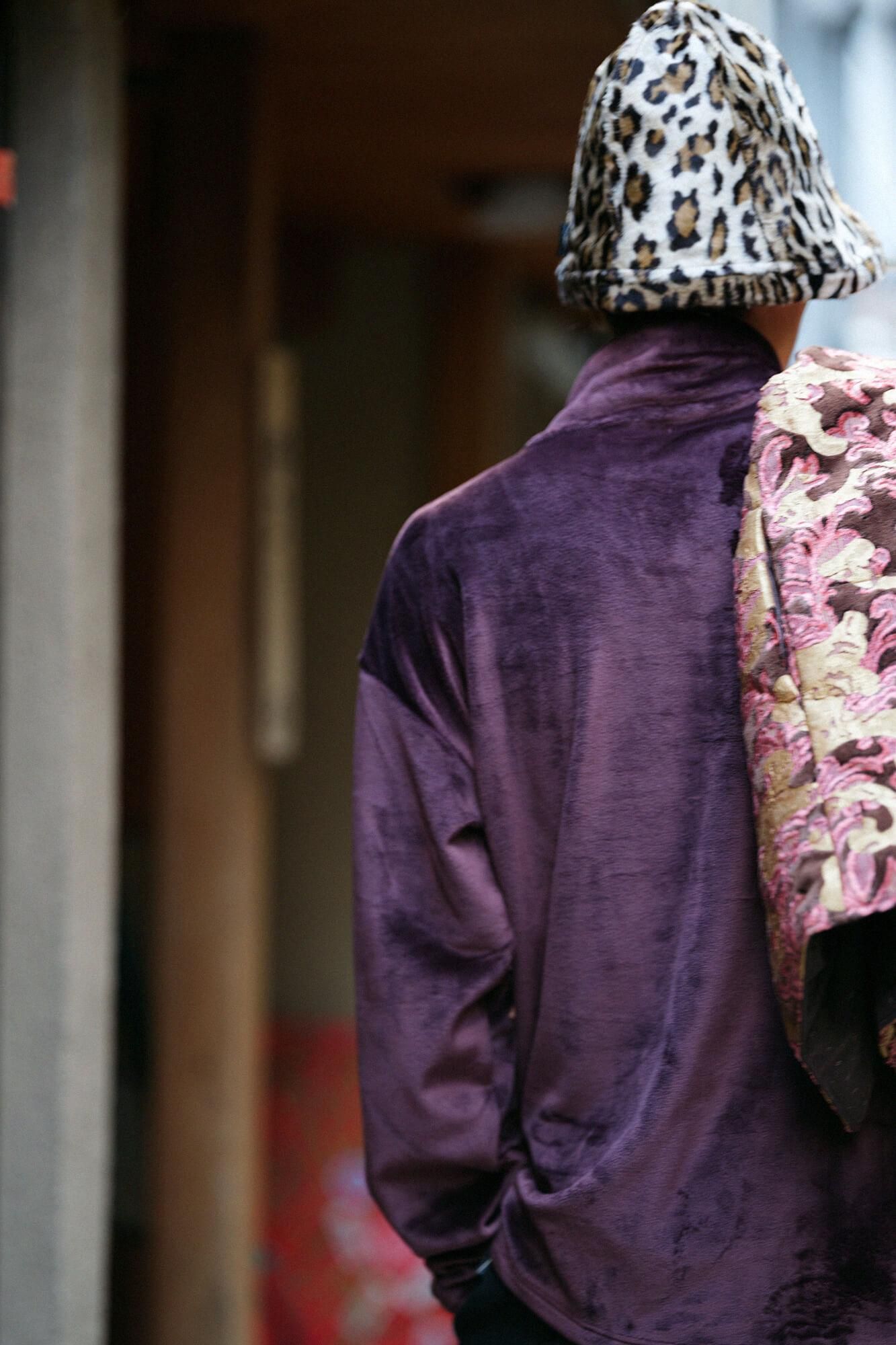 【net限定】ボンバーヒート(R) 天鵞絨編(びろうどあみ) 衿巻ジバン/黒鳶(くろとび)