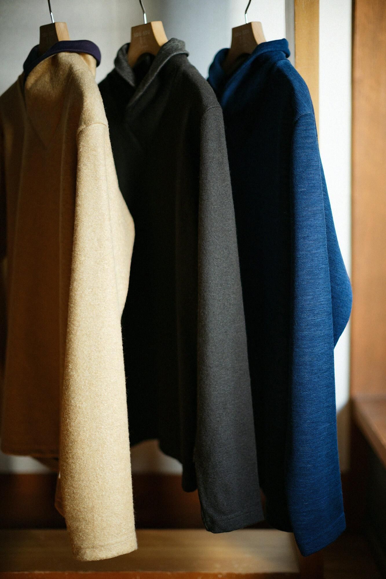 【net限定】モクロディ編 半衿秋声(はんえりしゅうせい)/憲法色(けんぽういろ)