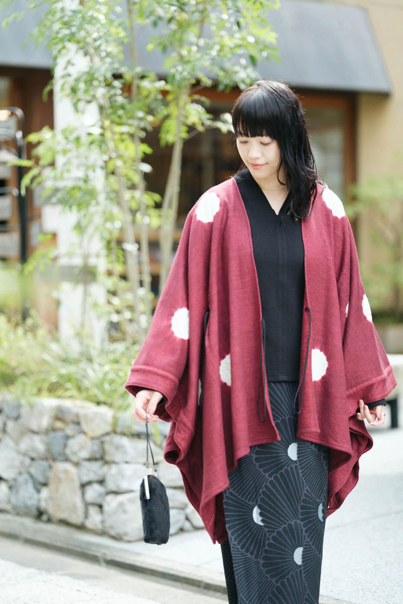 舶來梳毛針織 雙色袖V領貫頭衣/黑色