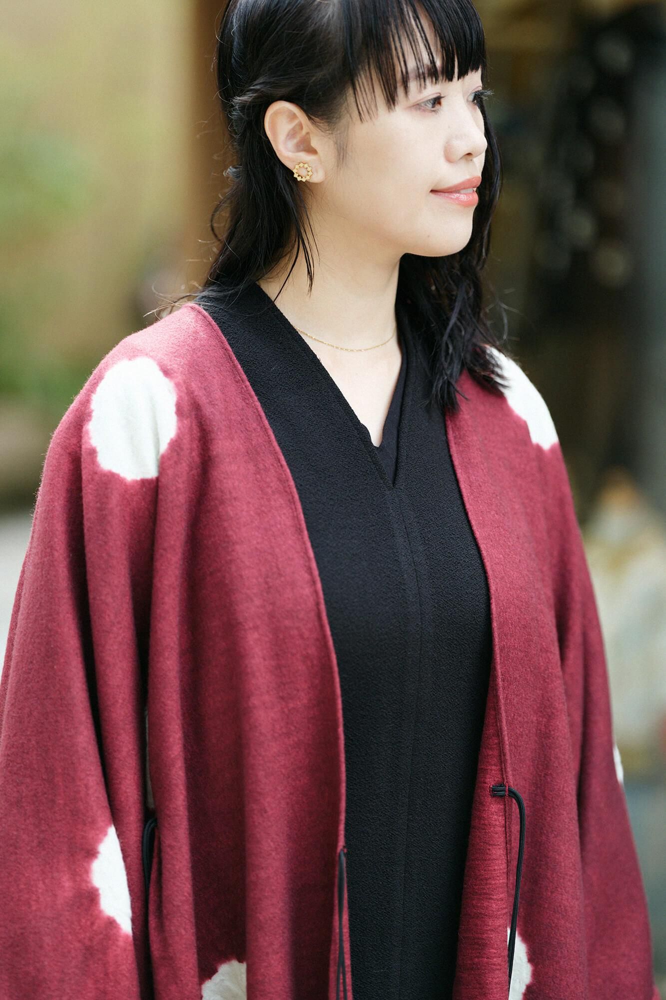 舶來梳毛針織 雙色袖V領貫頭衣/黑色