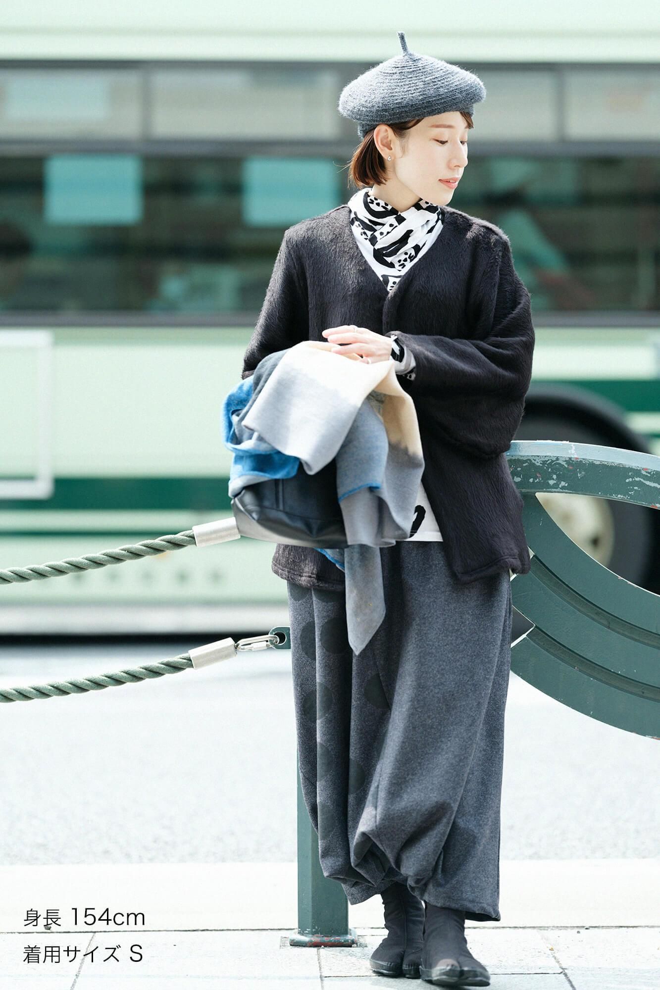 梳毛 富士(飛鼠褲)2.0/深灰色×圓點