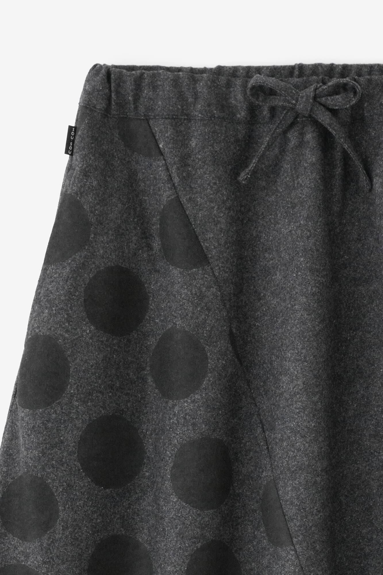 梳毛 富士(飛鼠褲)2.0/深灰色×圓點