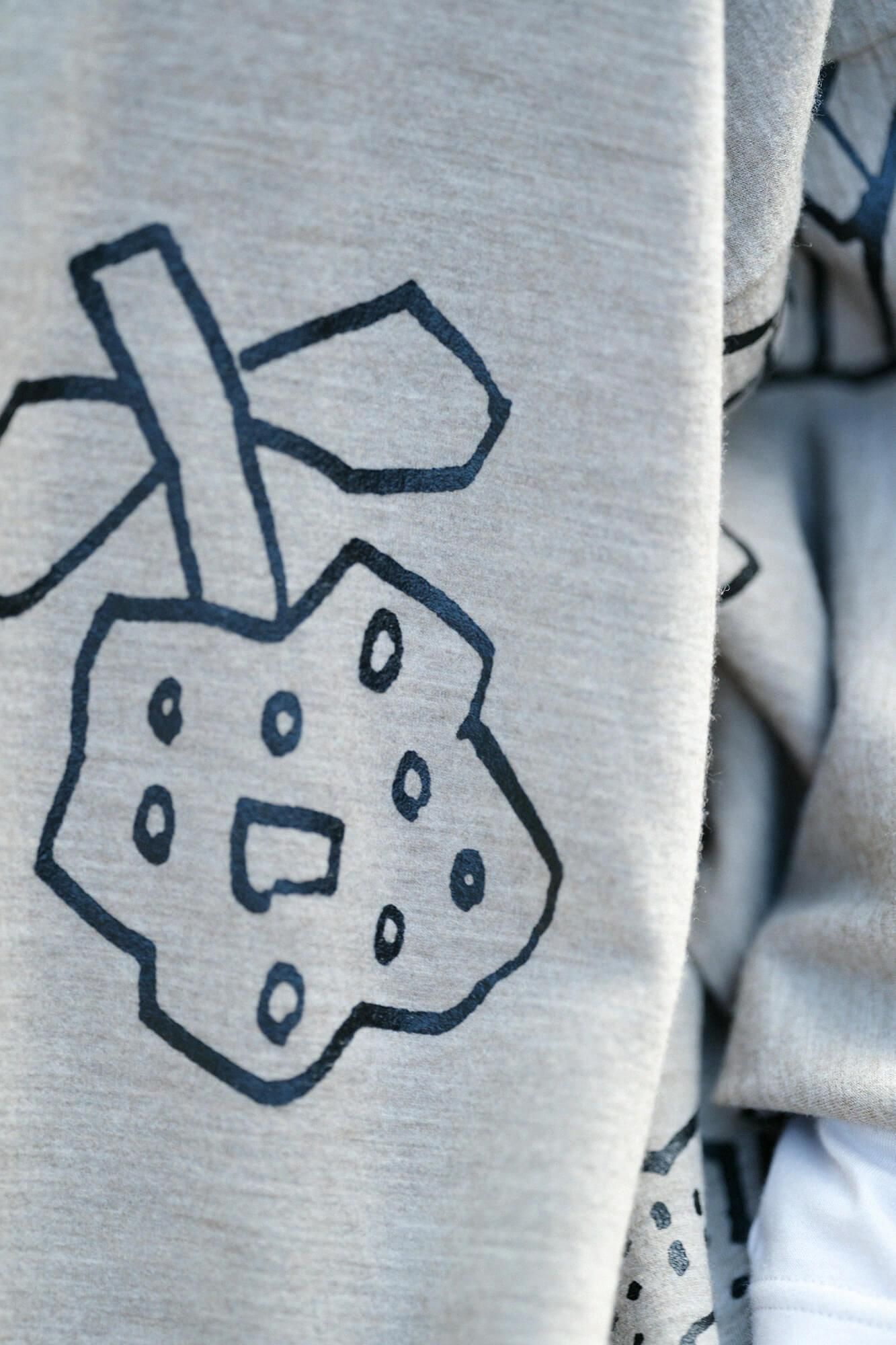 梳毛針織高領圓弧袖長方形洋裝/花苗 散花茅色