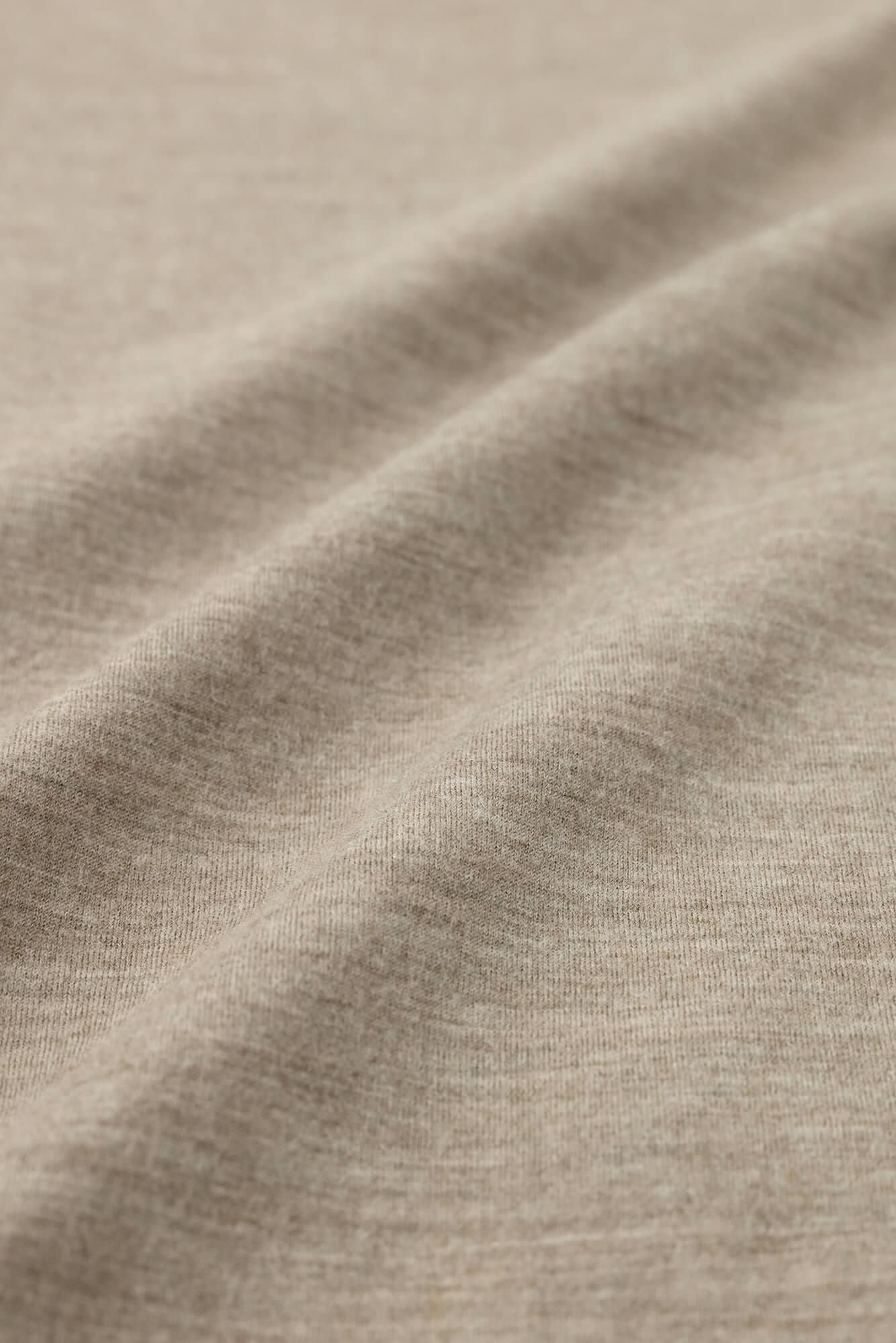 梳毛針織高領圓弧袖長方形洋裝茅色