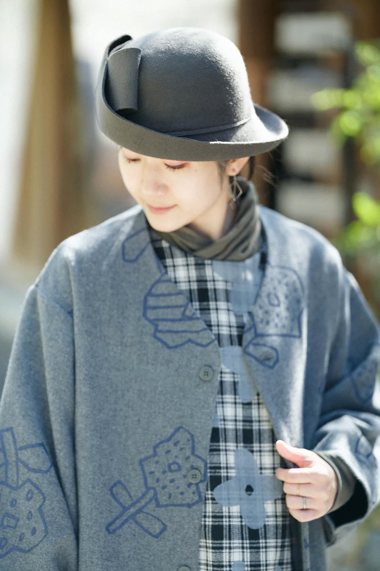 Combed Yarn Lattice Weave Square Top Shoulder Line / Floral Breeze from Mountain and Blank