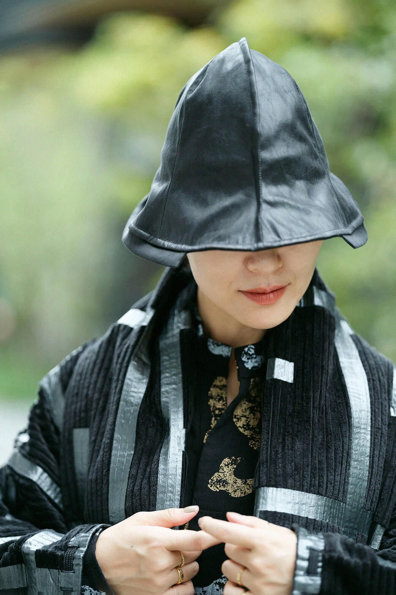 Faux Leather Ichijogasa Shikoro Hat / Black