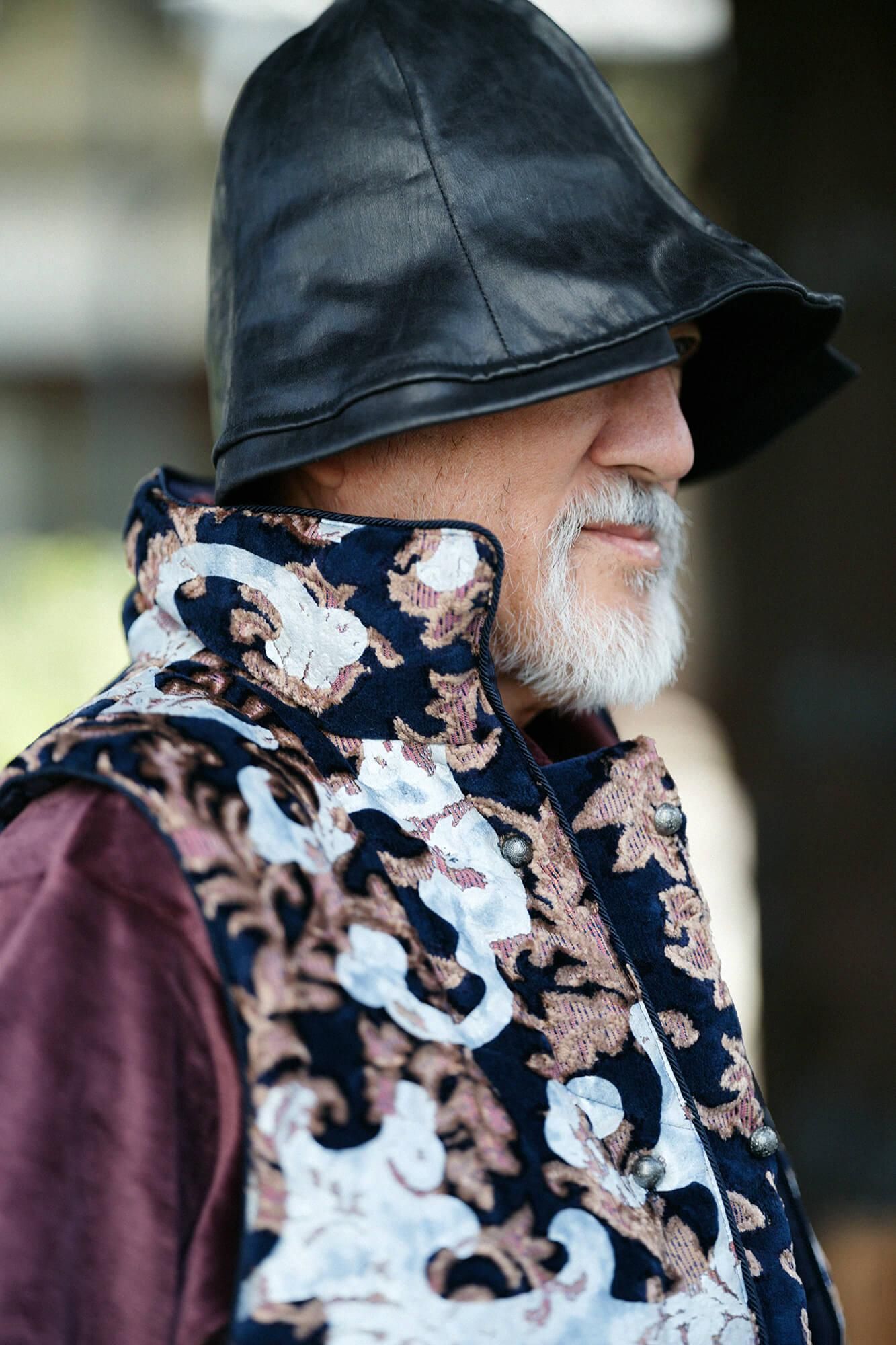 Faux Leather Ichijogasa Shikoro Hat / Black