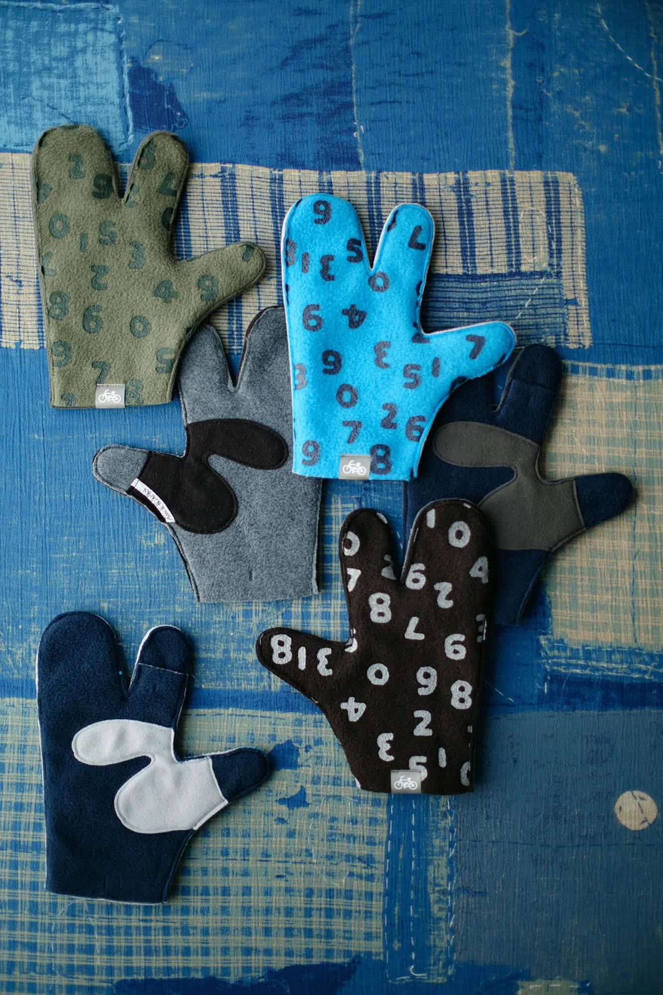 あっちグローブ touch/SO-SU-U昆(こん) 上下(しょうか) 濡羽色(ぬればいろ)