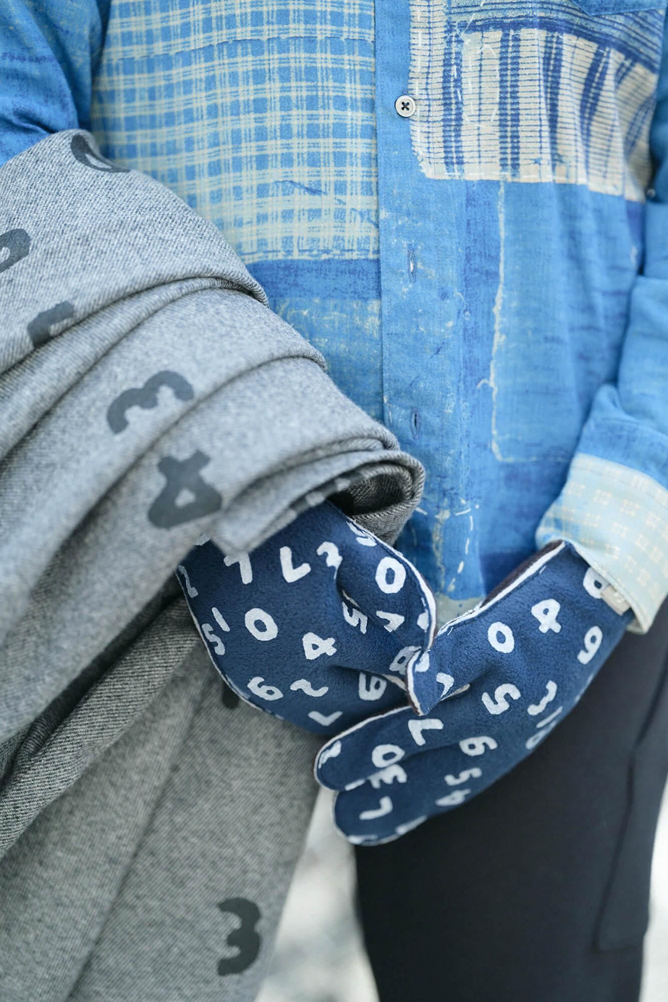 あっちグローブ touch/SO-SU-U昆(こん) 上下(しょうか) 濃紺(のうこん)