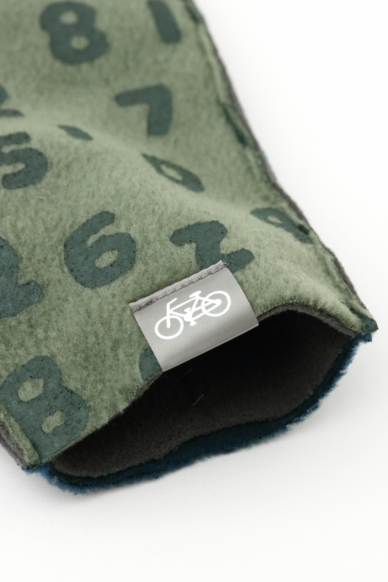 あっちグローブ touch/SO-SU-U昆(こん) 上下(しょうか) 加茂川鼠(かもがわねず)