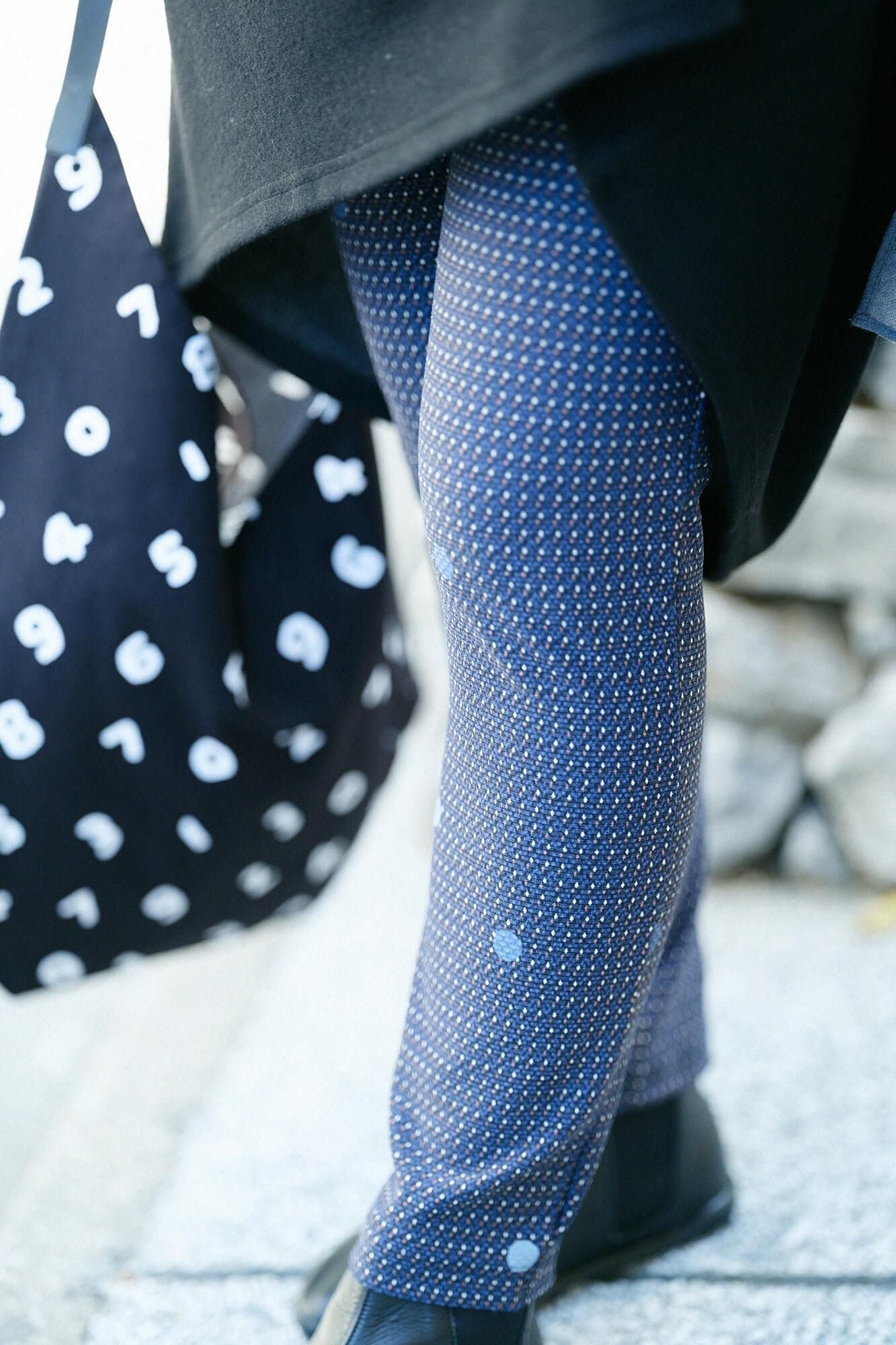 緹花針織菱小紋(Hishikomon)窄版細腿褲/山水玉